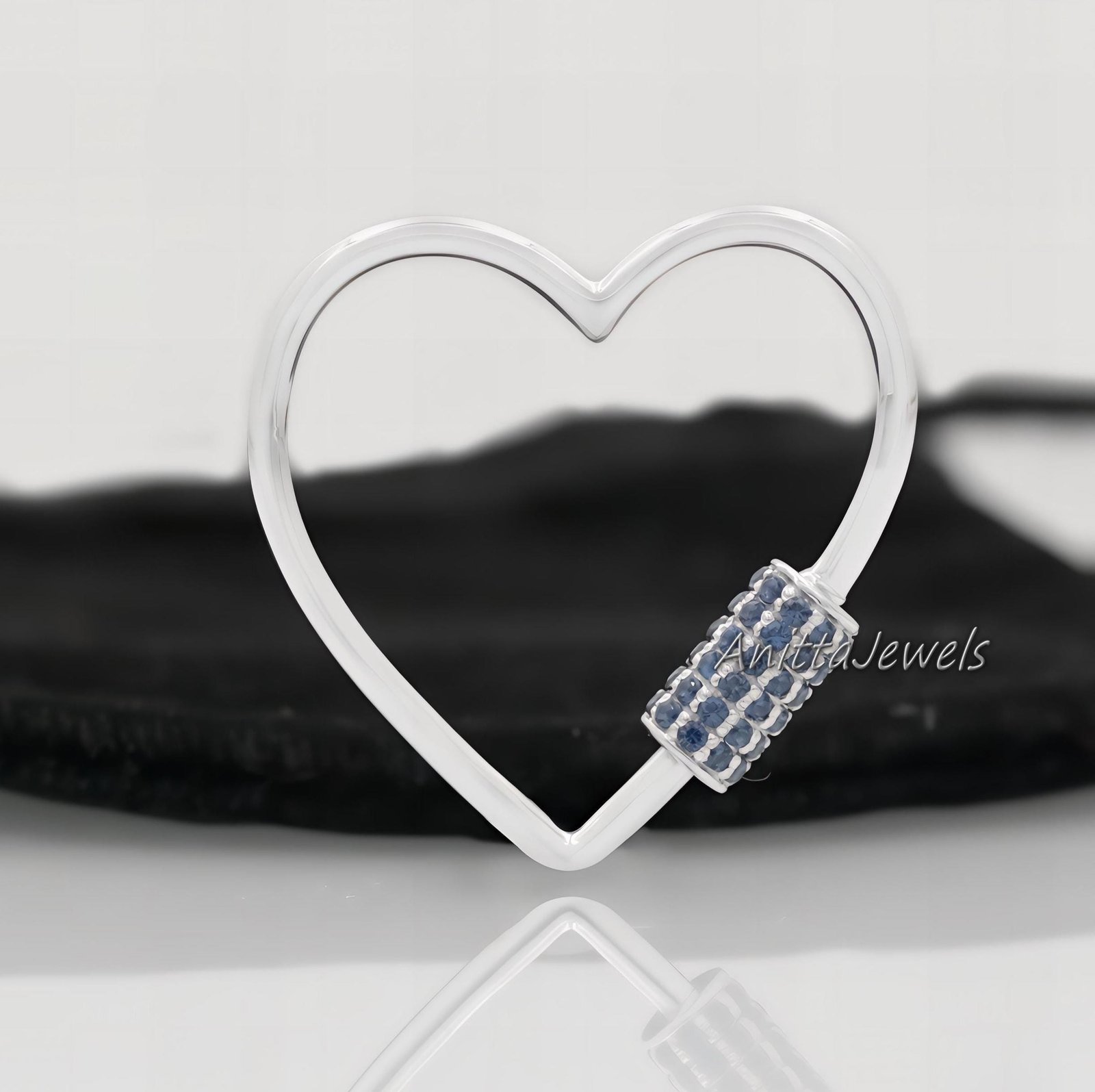 14k Gold Diamond Heart Carabiner Lock Charm, Handmade Jewelry - View 6 - Anitta Jewels | SKU: etsy_1035408428 14k Gold Diamond Heart Carabiner Lock Charm, Handmade Jewelry - View 6 - Anitta Jewels | SKU: etsy_1035408428