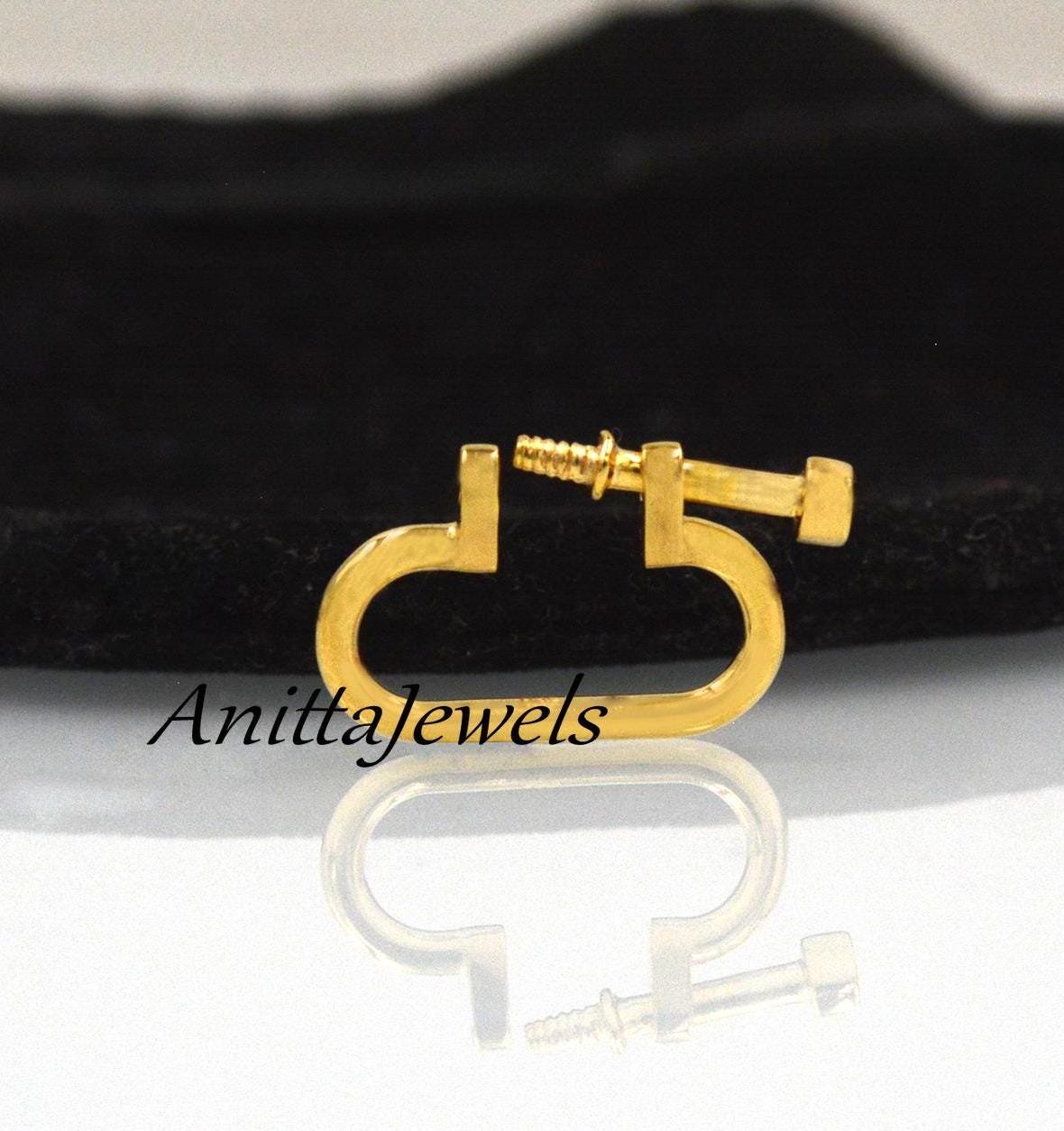14K Gold Shackle Lock: Handmade Connector Pendant (20MM) - View 3 - Anitta Jewels | SKU: etsy_945229845 14K Gold Shackle Lock: Handmade Connector Pendant (20MM) - View 3 - Anitta Jewels | SKU: etsy_945229845
