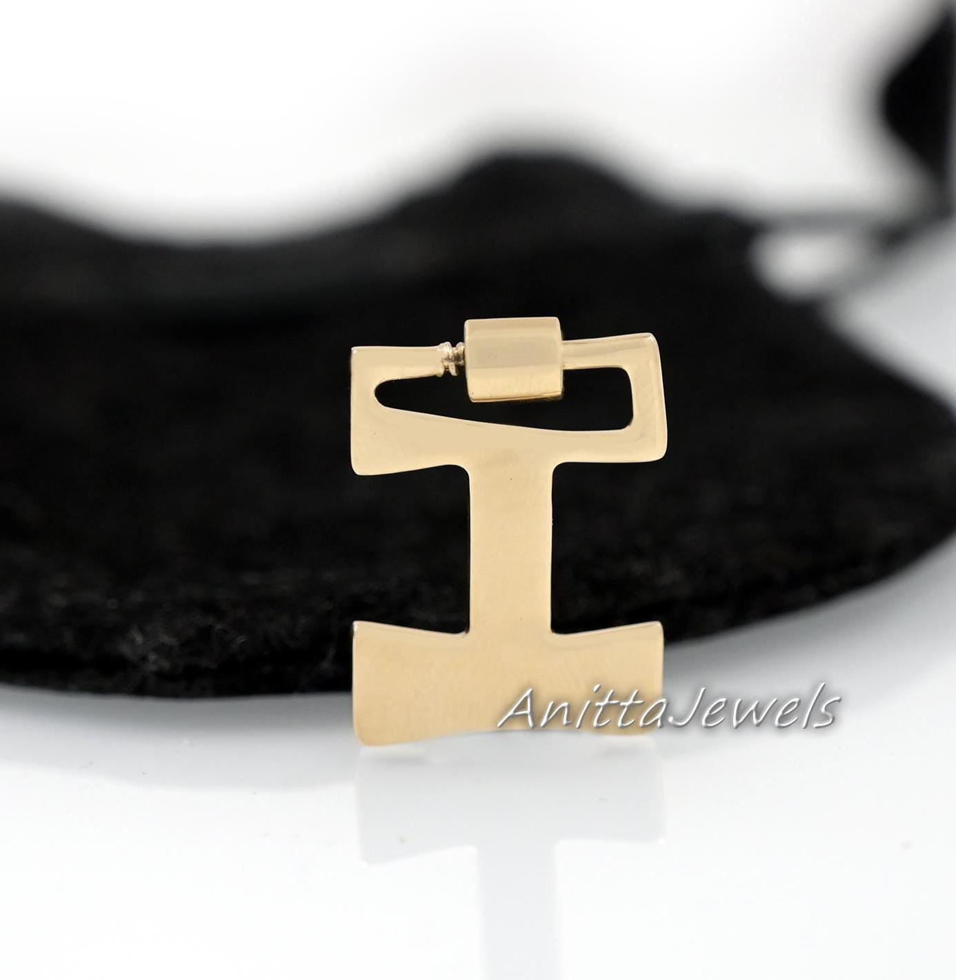 925 Silver Initial Carabiner Lock: Alphabet Letter Jewelry - View 7 - Anitta Jewels | SKU: etsy_922517829 925 Silver Initial Carabiner Lock: Alphabet Letter Jewelry - View 7 - Anitta Jewels | SKU: etsy_922517829