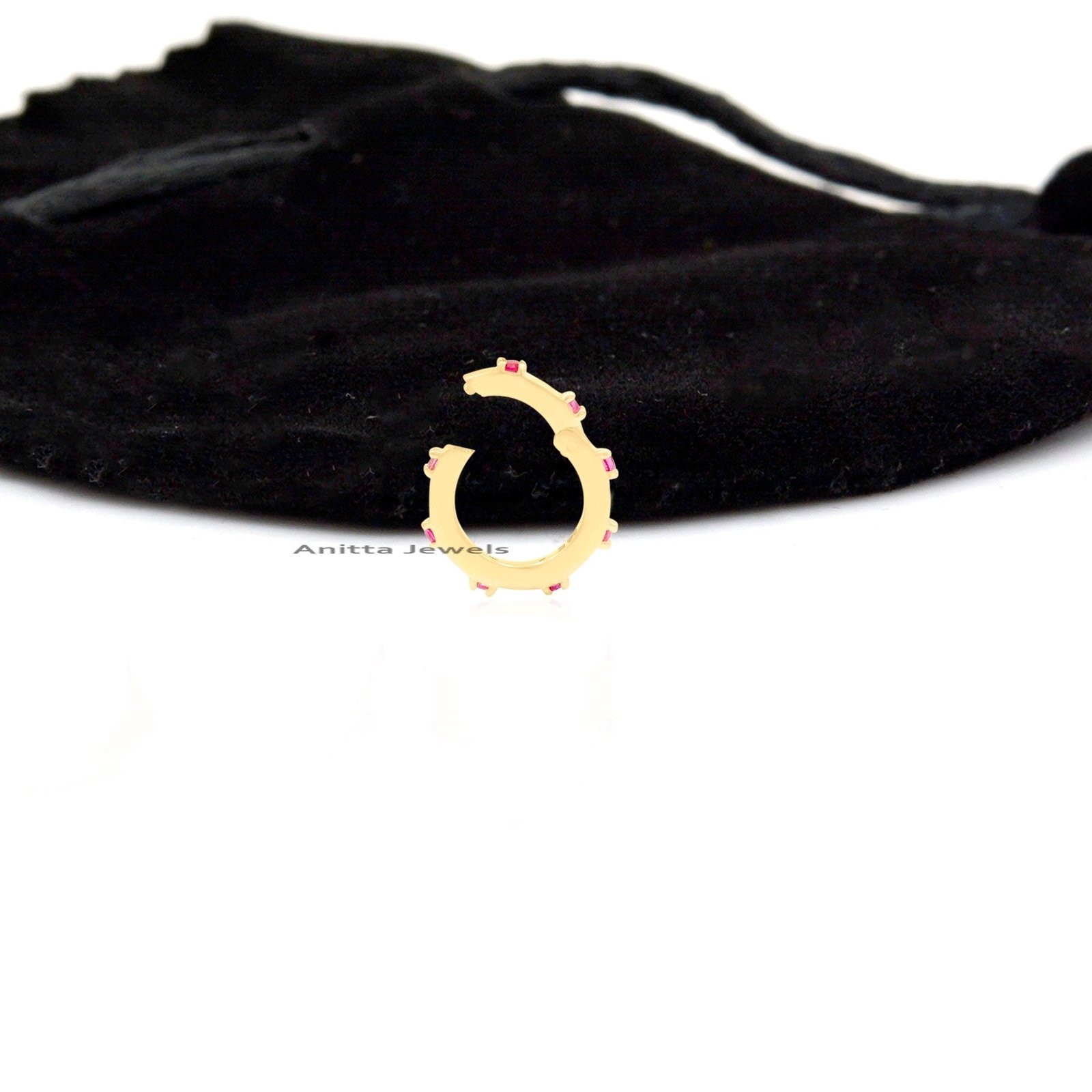 Multiple Circle Link Gold Round Charm Holder, Diamond Elongated Oval Enhancer, multi enhancer lock - View 6 - Anitta Jewels | Multiple Circle Link Gold Round Charm Holder, Diamond Elongated Oval Enhancer, multi enhancer lock - View 6 - Anitta Jewels |