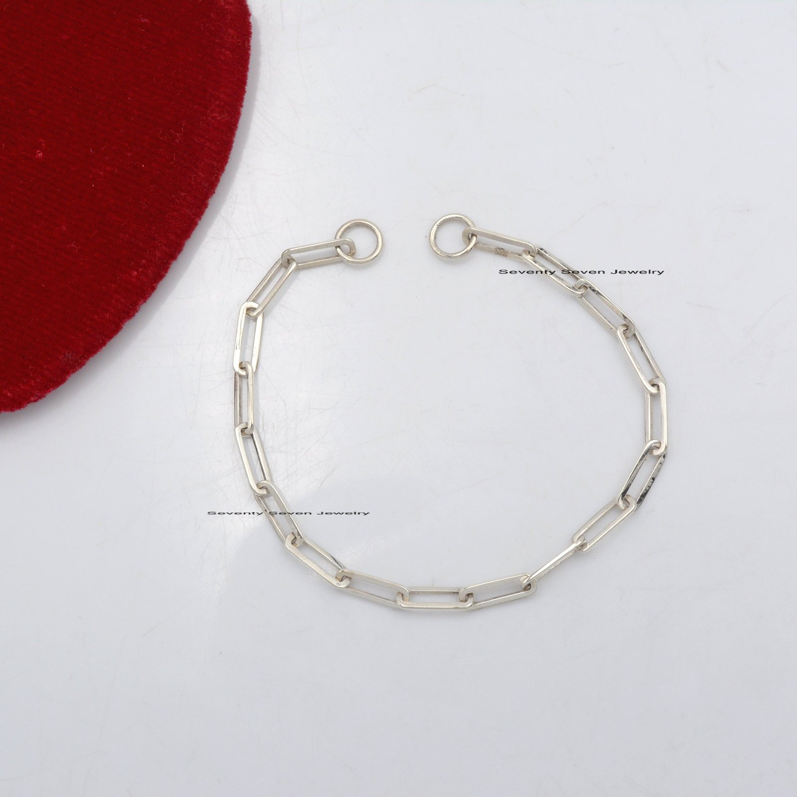 14k Gold Paperclip Bracelet: Rectangle Link Chain - View 4 - Seventy Seven Jewelry | SKU: SSMJA229-14kYG-2026 14k Gold Paperclip Bracelet: Rectangle Link Chain - View 4 - Seventy Seven Jewelry | SKU: SSMJA229-14kYG-2026