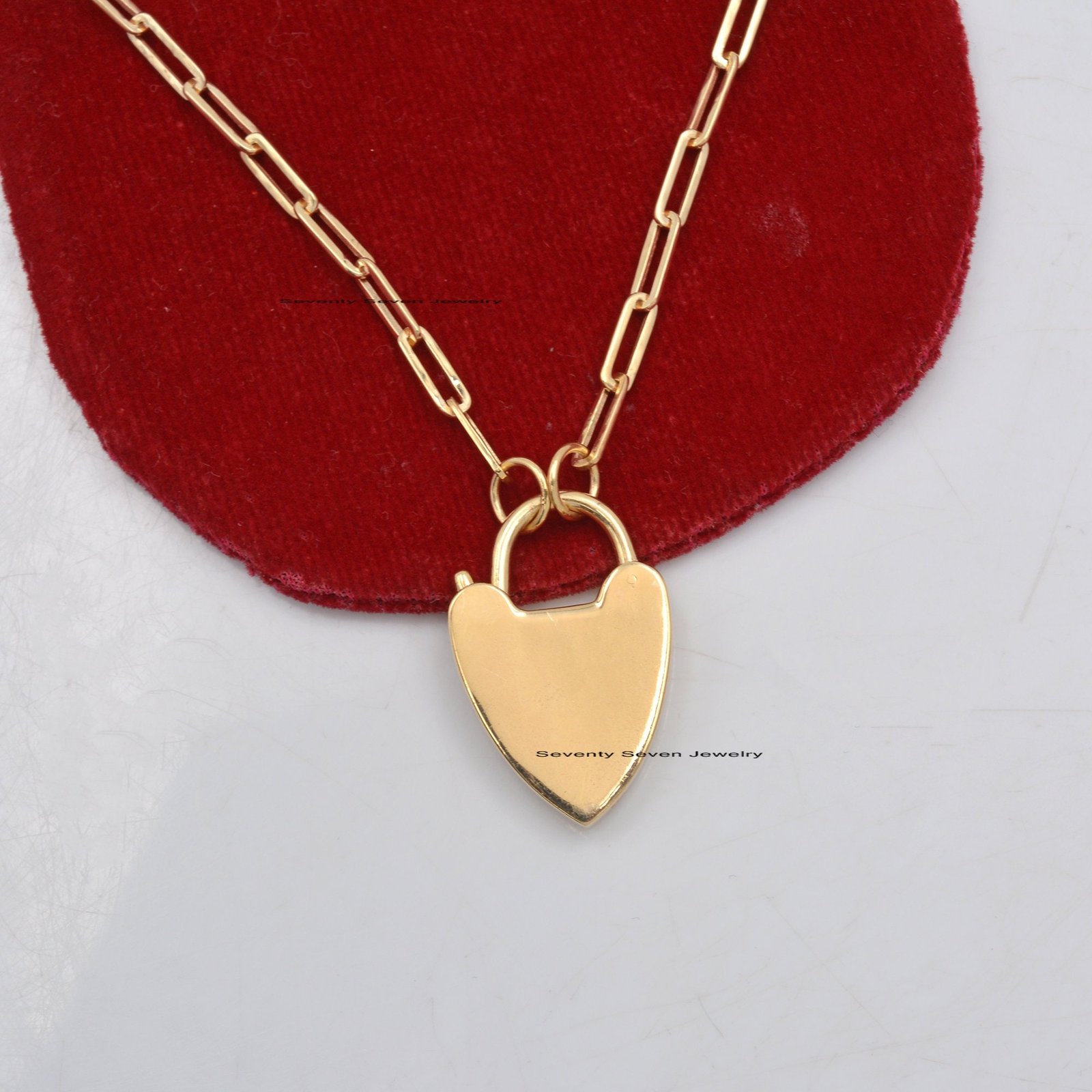 14K Solid Gold Heart Padlock Pendant: Openable Connector - View 5 - Seventy Seven Jewelry | SKU: SSMJH47-14KYG-2026 14K Solid Gold Heart Padlock Pendant: Openable Connector - View 5 - Seventy Seven Jewelry | SKU: SSMJH47-14KYG-2026