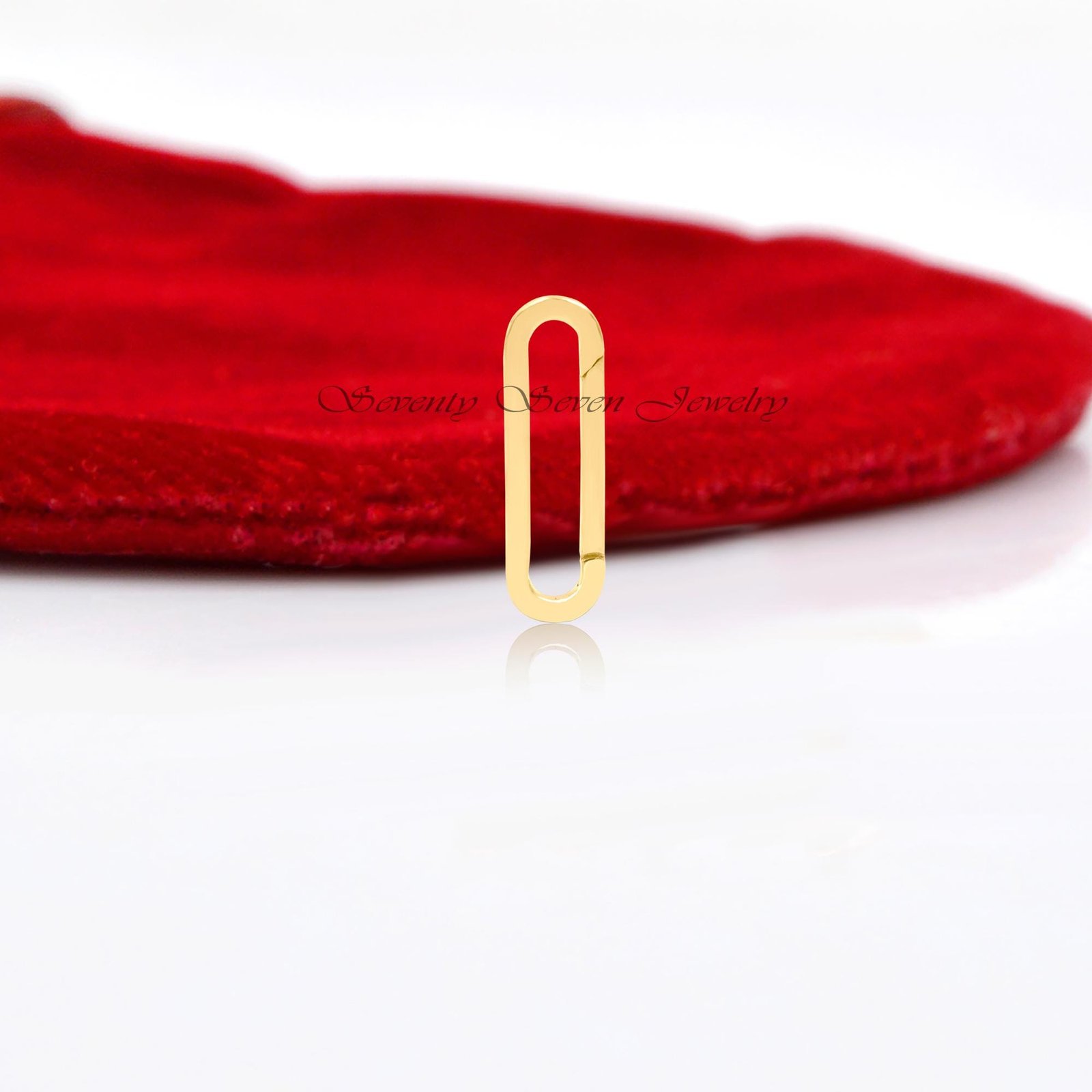 18K Gold Oval Charm Holder: Enhancer Link Lock - View 5 - Seventy Seven Jewelry | SKU: SSMJH680-18KYG-22M-2026 18K Gold Oval Charm Holder: Enhancer Link Lock - View 5 - Seventy Seven Jewelry | SKU: SSMJH680-18KYG-22M-2026
