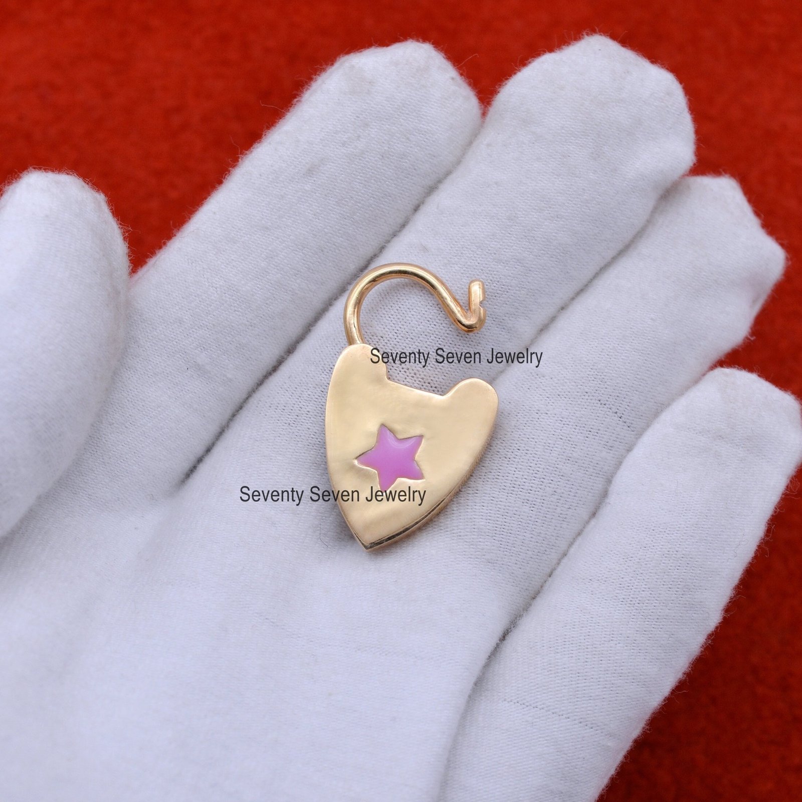 925 Silver Enamel Star Heart Padlock Pendant - View 4 - Seventy Seven Jewelry | SKU: SSMJP47-SLYGELP-2026 925 Silver Enamel Star Heart Padlock Pendant - View 4 - Seventy Seven Jewelry | SKU: SSMJP47-SLYGELP-2026