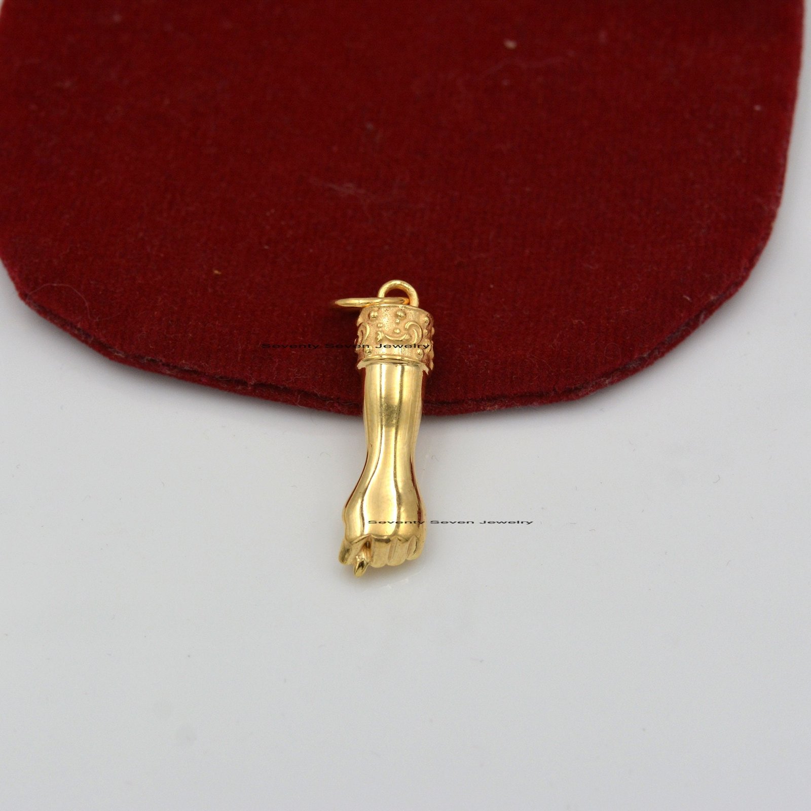 925 Silver Figa Hand Pendant: Good Luck Protection Charm - View 6 - Seventy Seven Jewelry | SKU: SSMJP52-SLYG-2026 925 Silver Figa Hand Pendant: Good Luck Protection Charm - View 6 - Seventy Seven Jewelry | SKU: SSMJP52-SLYG-2026