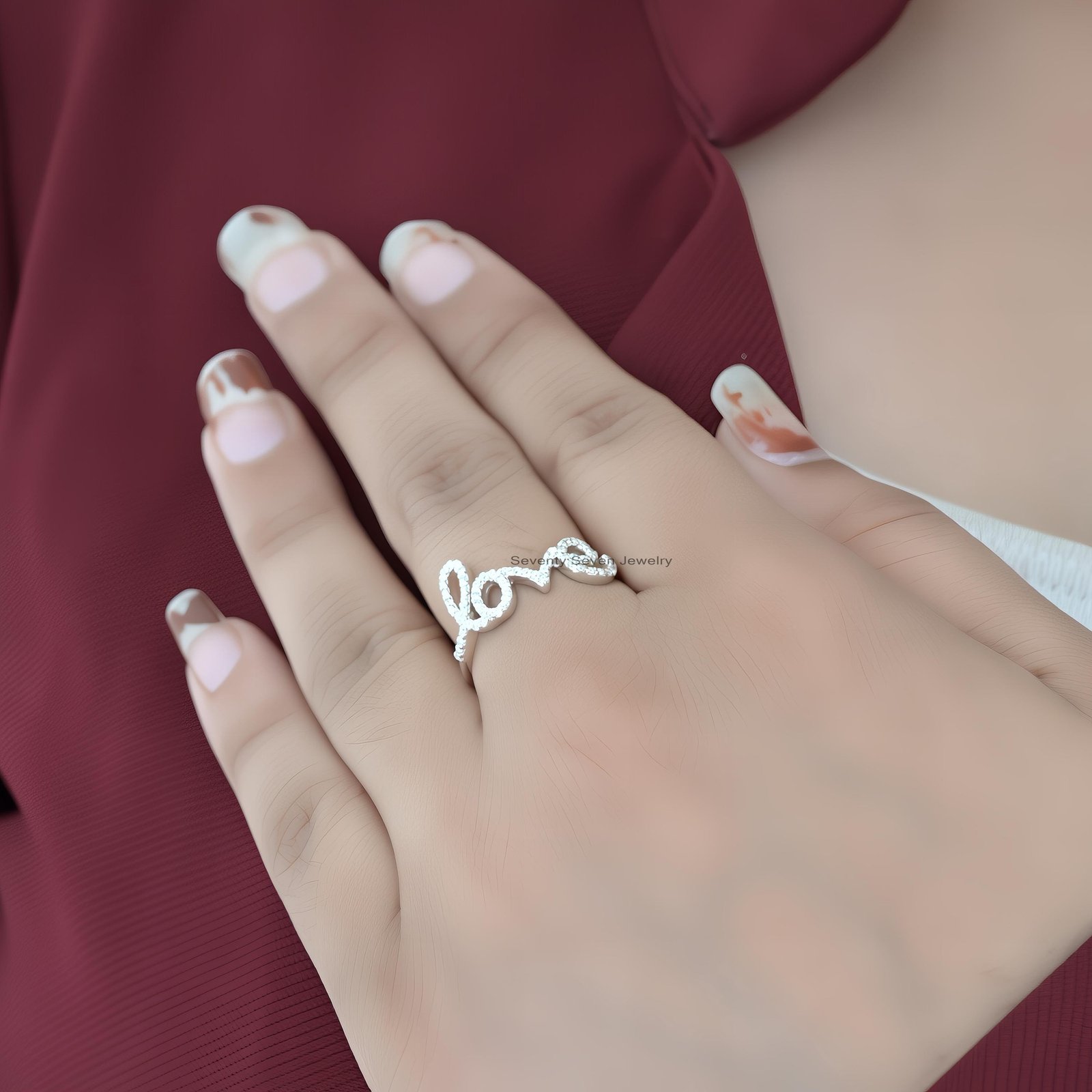 925 Silver Love Band: Minimalist Diamond Ring - View 3 - Seventy Seven Jewelry | SKU: SSMJR2862-SLYGDI-US-9 925 Silver Love Band: Minimalist Diamond Ring - View 3 - Seventy Seven Jewelry | SKU: SSMJR2862-SLYGDI-US-9
