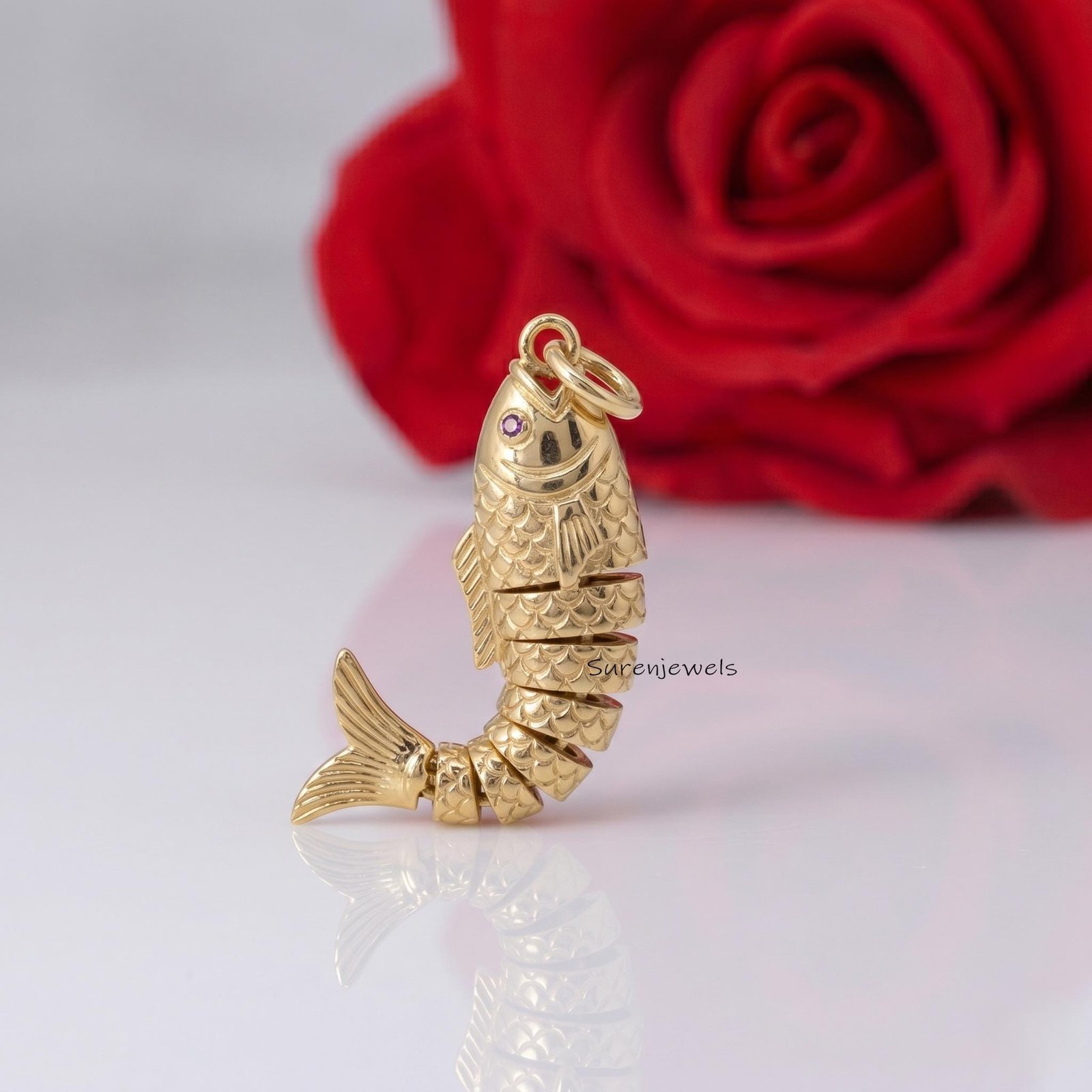 14k Gold Articulated Fish Pendant, Moving Fish Charm Pendant, Lucky Fish Jewelry, Gold Animal Pendant for Necklace, Minimalis 14k Gold Articulated Fish Pendant, Moving Fish Charm Pendant, Lucky Fish Jewelry, Gold Animal Pendant for Necklace, Minimalis