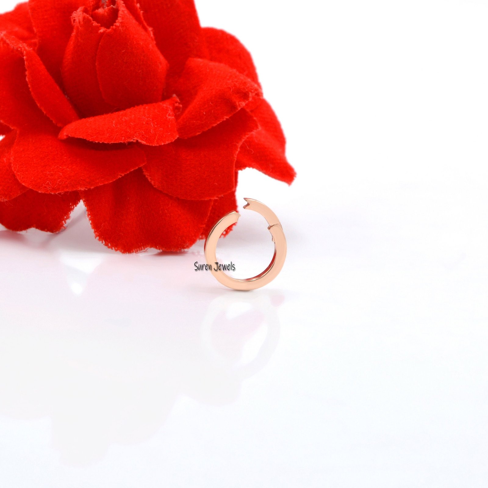 14K Gold Charm Holder: Round Enhancer Link - View 6 - Suren Jewels | SKU: SJF119-14KYGBSP 14K Gold Charm Holder: Round Enhancer Link - View 6 - Suren Jewels | SKU: SJF119-14KYGBSP