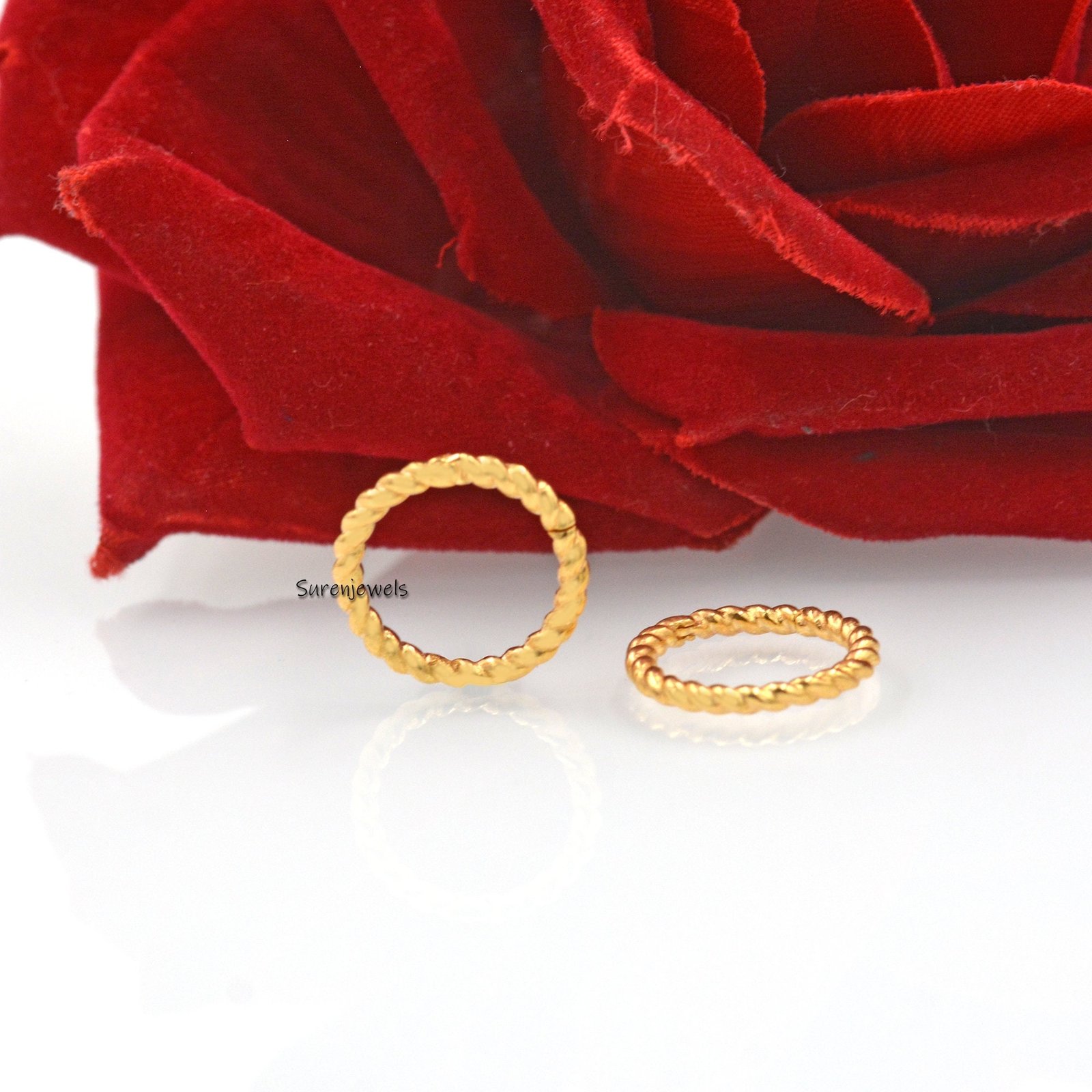 14K Gold Circle Charm Lock: Handmade Necklace Connector Clasp - View 2 - Suren Jewels | SKU: SJP1403-SLNS-15M 14K Gold Circle Charm Lock: Handmade Necklace Connector Clasp - View 2 - Suren Jewels | SKU: SJP1403-SLNS-15M