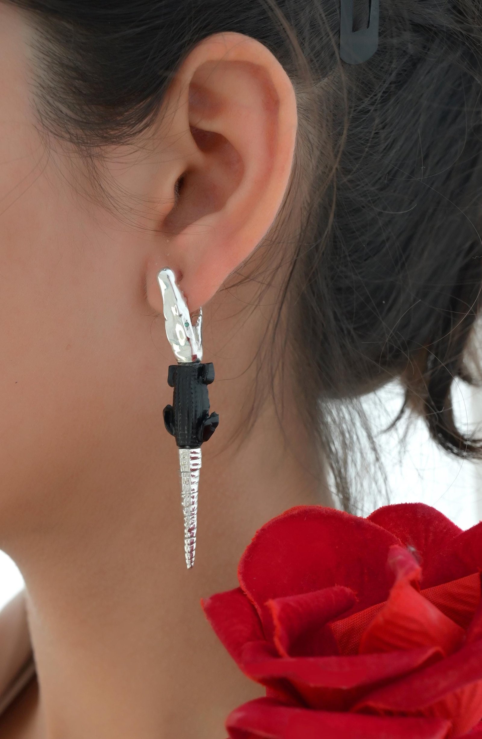 14k Gold Crocodile Earrings: Emerald Accent, Animal Jewelry - View 5 - Suren Jewels | SKU: SJE1015-SLYGWA 14k Gold Crocodile Earrings: Emerald Accent, Animal Jewelry - View 5 - Suren Jewels | SKU: SJE1015-SLYGWA