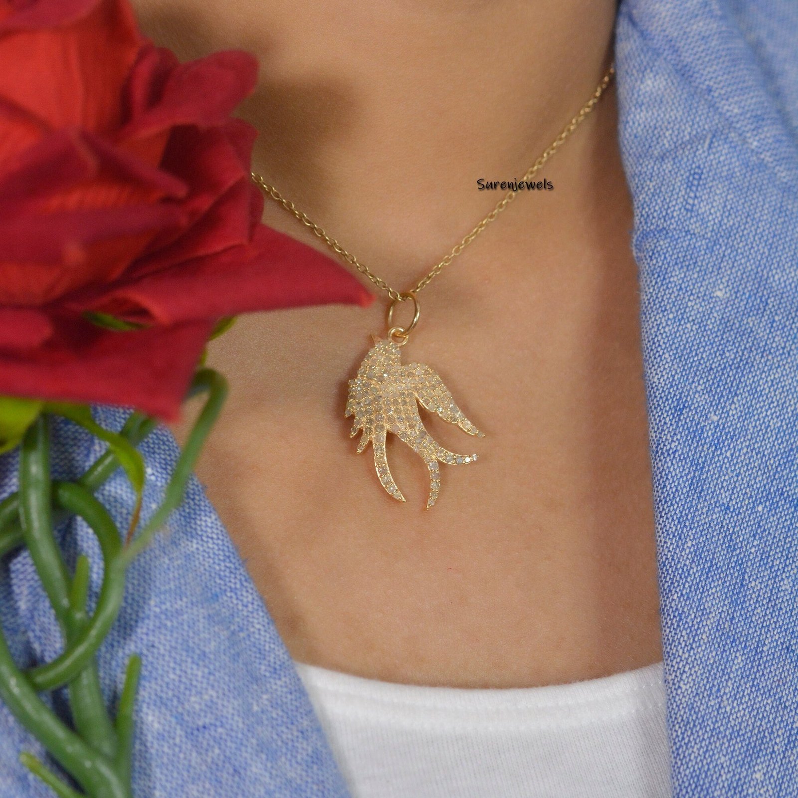 14k Gold Diamond Flying Swallow Bird Charm Pendant - Suren Jewels | SKU: SJP900-14KYGCZ 14k Gold Diamond Flying Swallow Bird Charm Pendant - Suren Jewels | SKU: SJP900-14KYGCZ