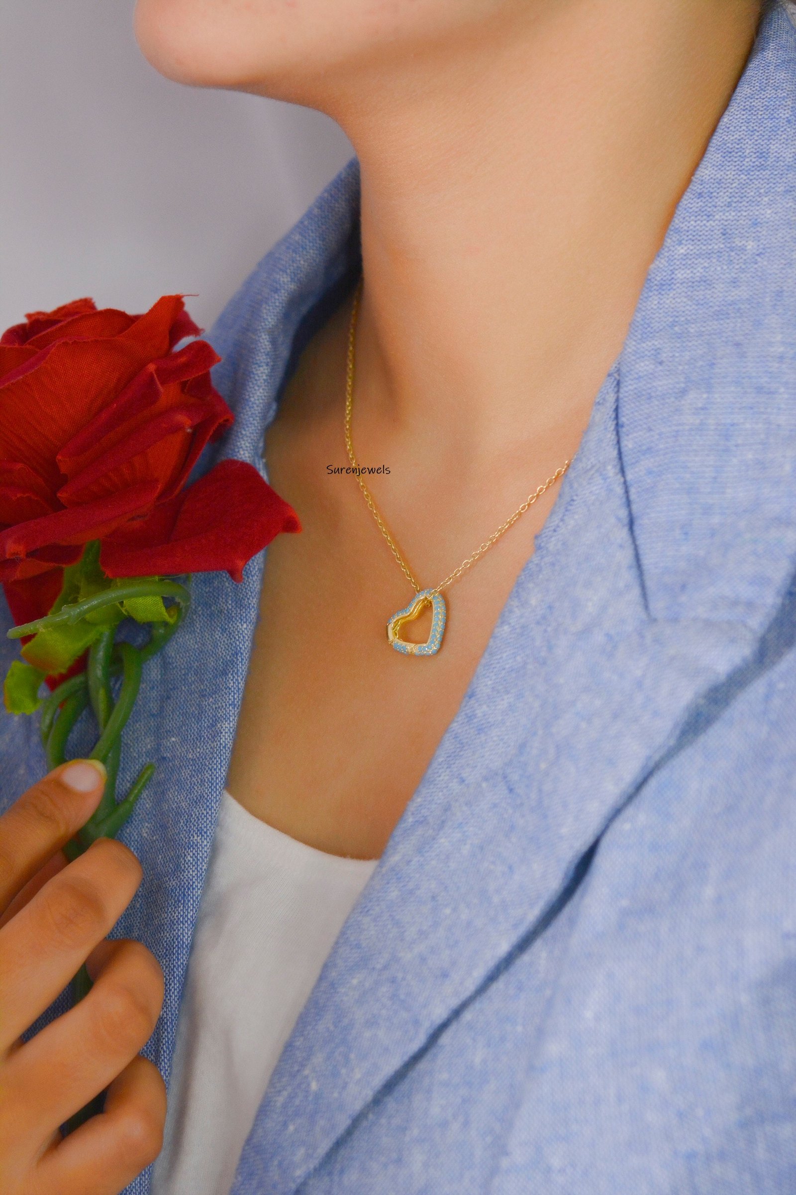 14K Gold Diamond Heart Charm Holder: Enhancer Lock - View 7 - Suren Jewels | SKU: SJP1182-SLYGTQ 14K Gold Diamond Heart Charm Holder: Enhancer Lock - View 7 - Suren Jewels | SKU: SJP1182-SLYGTQ