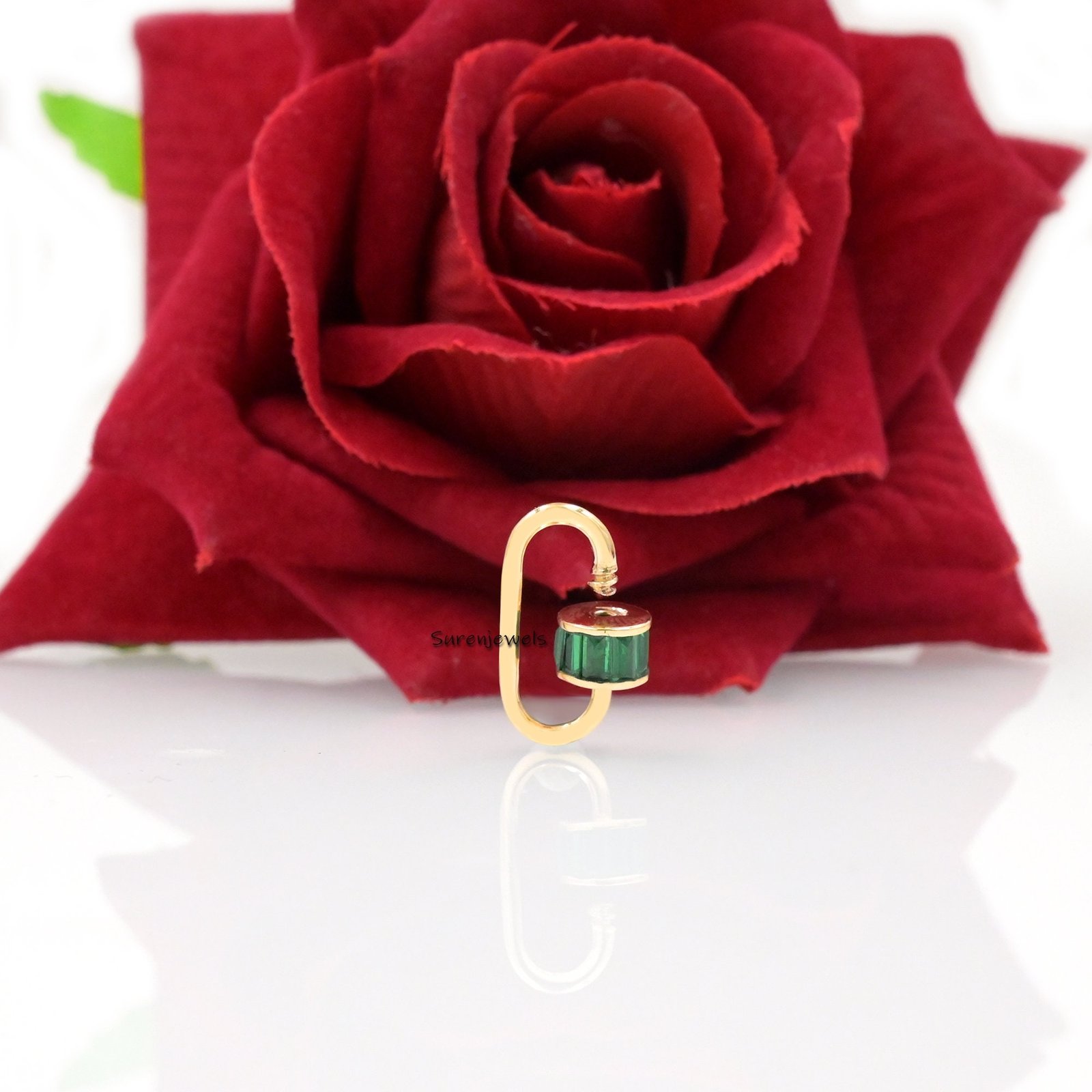 14K Gold Emerald Baguette Carabiner Lock: Necklace Jewelry - View 7 - Suren Jewels | SKU: SJC162-9KYGBTTEM-19M 14K Gold Emerald Baguette Carabiner Lock: Necklace Jewelry - View 7 - Suren Jewels | SKU: SJC162-9KYGBTTEM-19M
