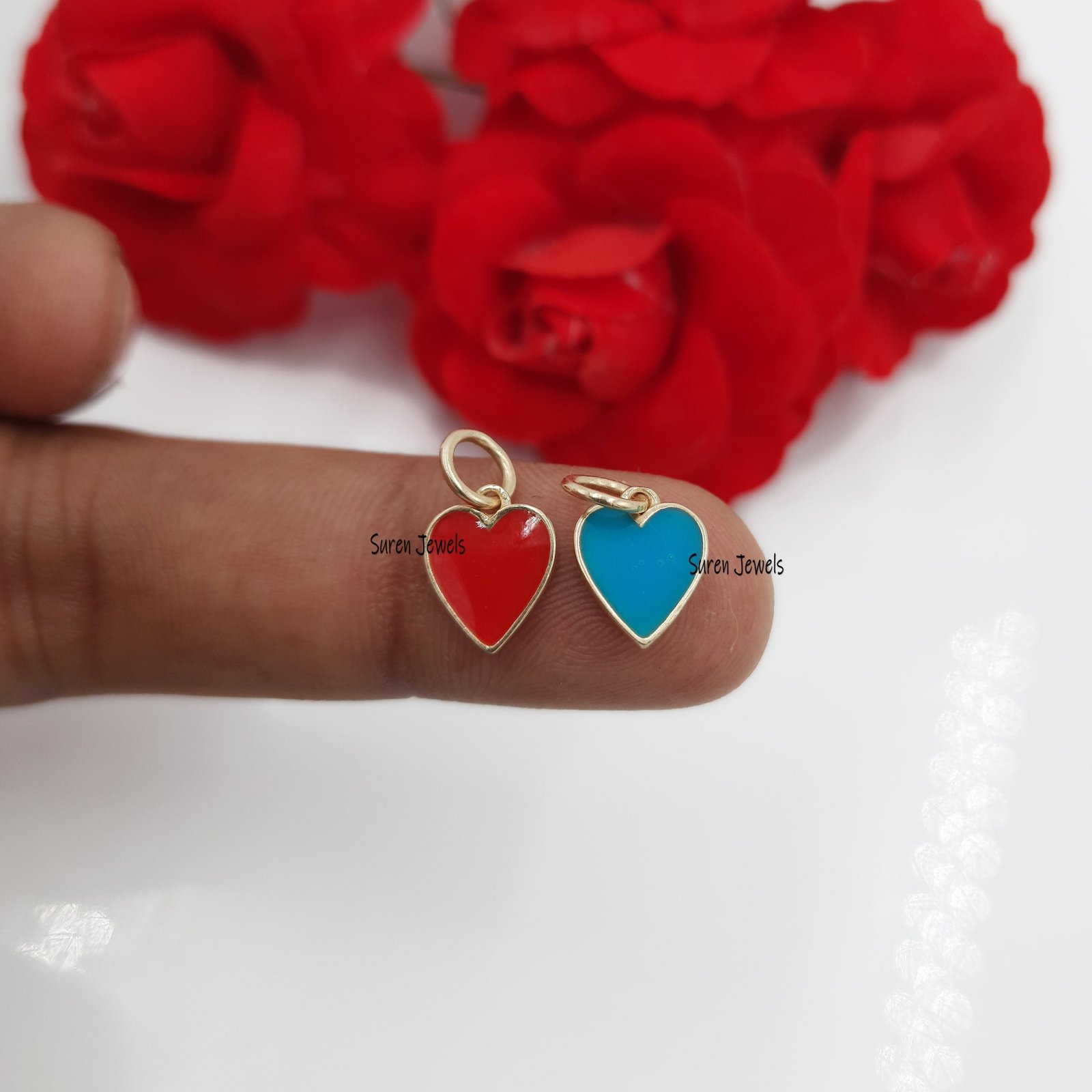 14K Gold Enamel Heart Charm: Mini Pendant (15*9 MM) - View 3 - Suren Jewels | SKU: SJP507 14K Gold Enamel Heart Charm: Mini Pendant (15*9 MM) - View 3 - Suren Jewels | SKU: SJP507