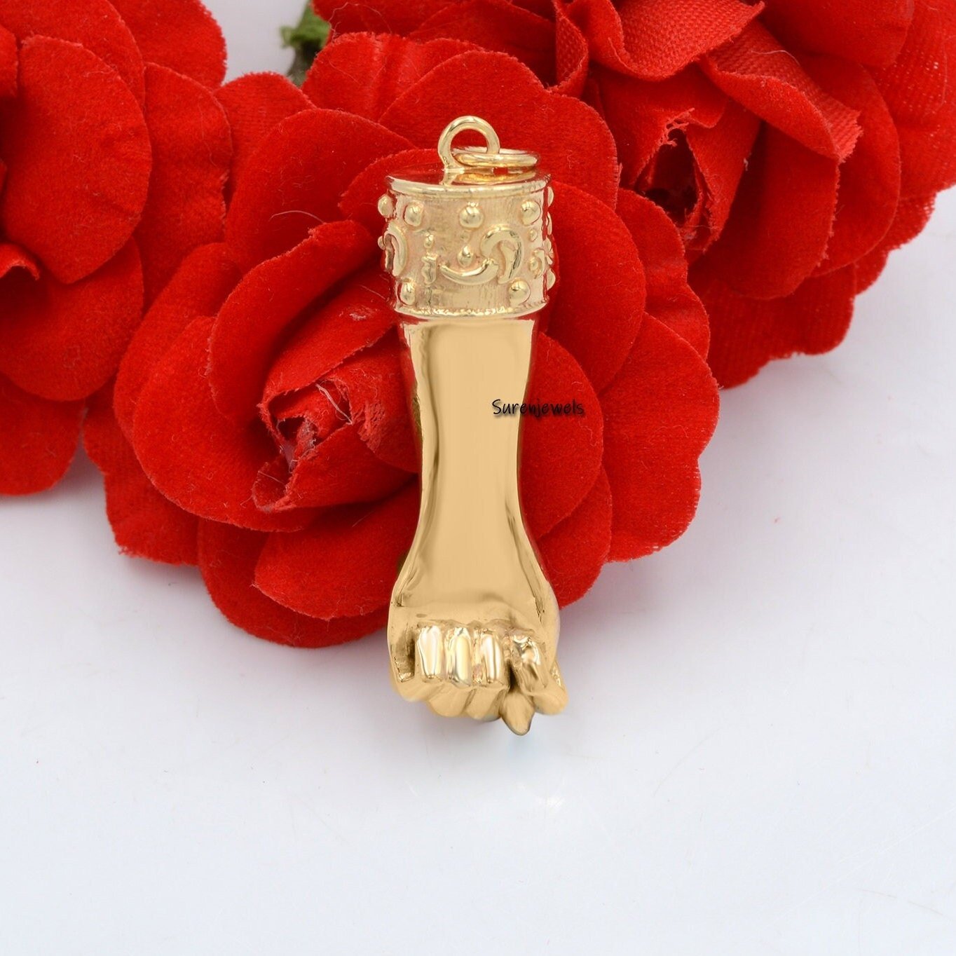 14K Gold Figa Hand Pendant: Good Luck Mano Fico - Suren Jewels | SKU: SJP52-SLYG 14K Gold Figa Hand Pendant: Good Luck Mano Fico - Suren Jewels | SKU: SJP52-SLYG