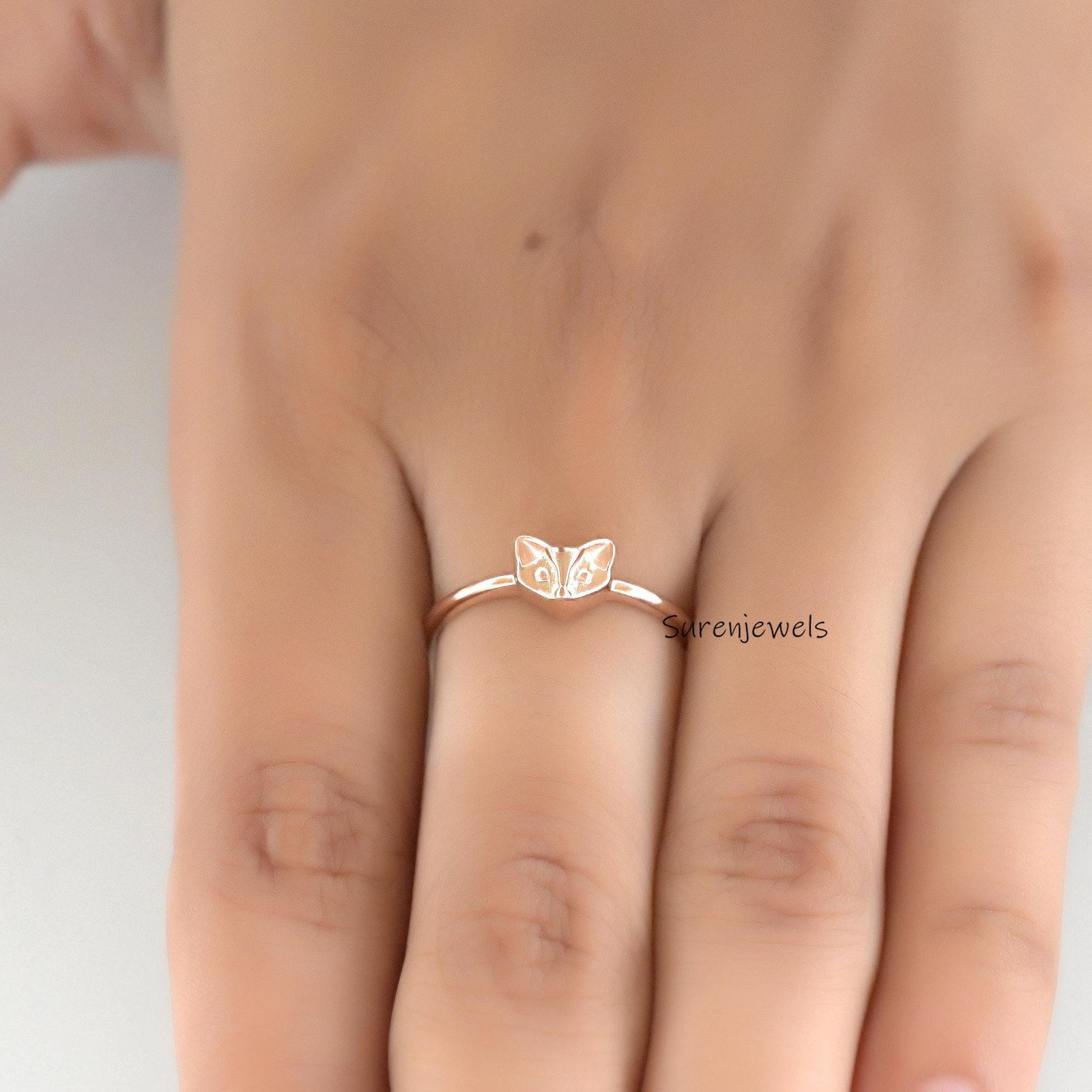 14k Gold Fox Ring: Dainty Animal Jewelry - View 4 - Suren Jewels | SKU: SJR2930-SLRG-US-7 14k Gold Fox Ring: Dainty Animal Jewelry - View 4 - Suren Jewels | SKU: SJR2930-SLRG-US-7
