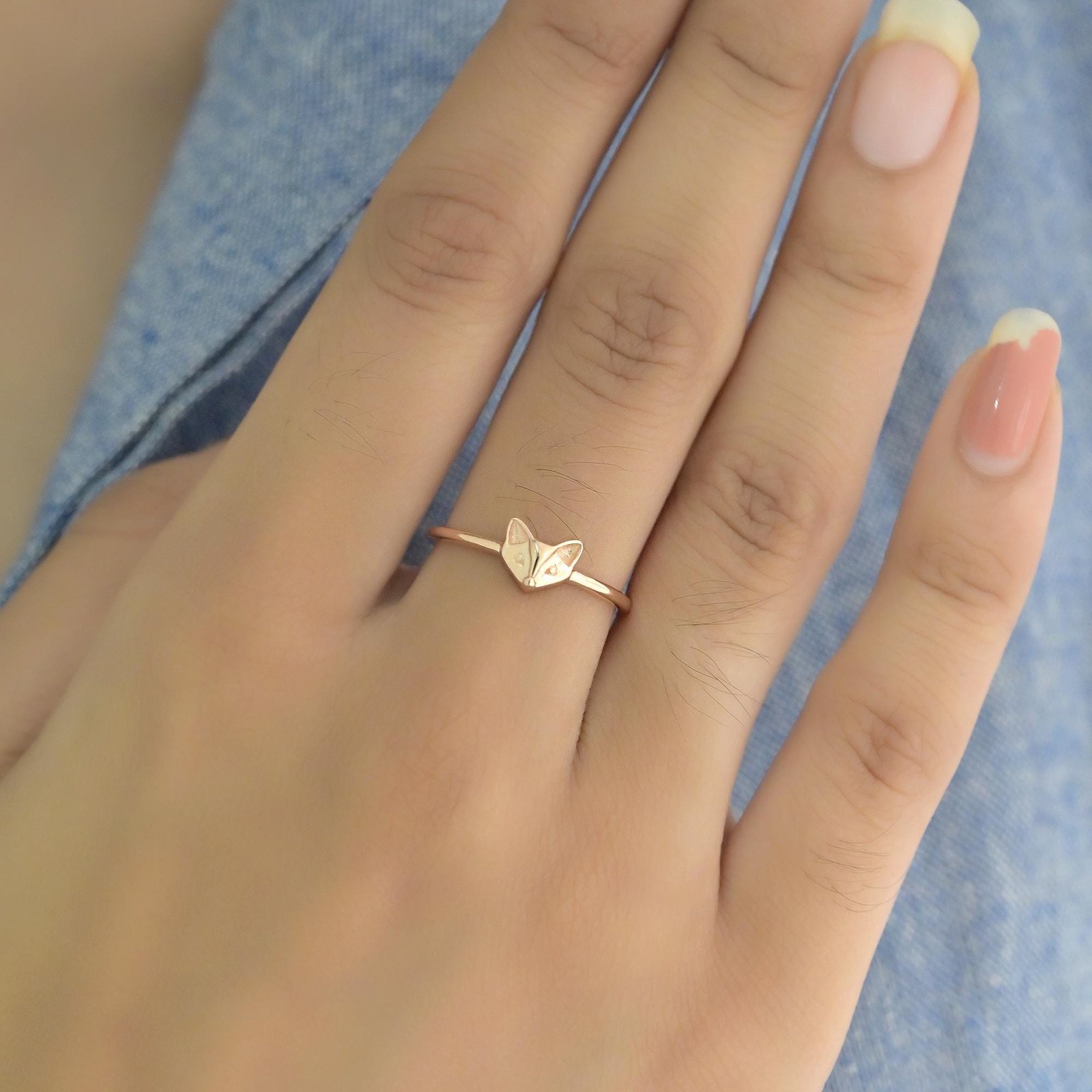 14k Gold Fox Ring: Dainty Animal Jewelry - View 6 - Suren Jewels | SKU: SJR2930-SLRG-US-7 14k Gold Fox Ring: Dainty Animal Jewelry - View 6 - Suren Jewels | SKU: SJR2930-SLRG-US-7