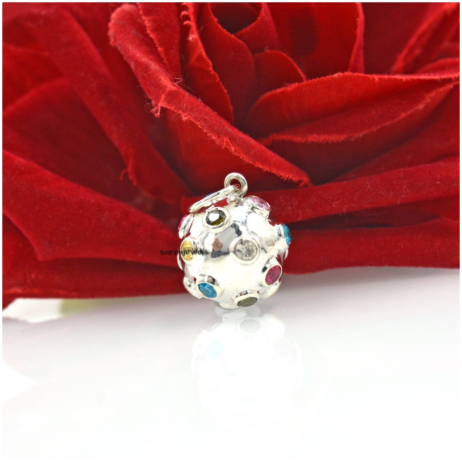 14k Gold Gemstone Ball Pendant: Diamond Star Design, Handmade - View 7 - Suren Jewels | SKU: SJP1488-SLNSMT-25M 14k Gold Gemstone Ball Pendant: Diamond Star Design, Handmade - View 7 - Suren Jewels | SKU: SJP1488-SLNSMT-25M