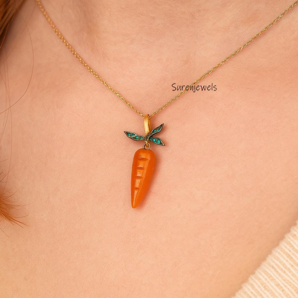 14K Gold Gemstone Carrot Pendant: Handmade Designer Charm - Suren Jewels | SKU: SJP5543-SLYGRHOCRGCZ-20M 14K Gold Gemstone Carrot Pendant: Handmade Designer Charm - Suren Jewels | SKU: SJP5543-SLYGRHOCRGCZ-20M