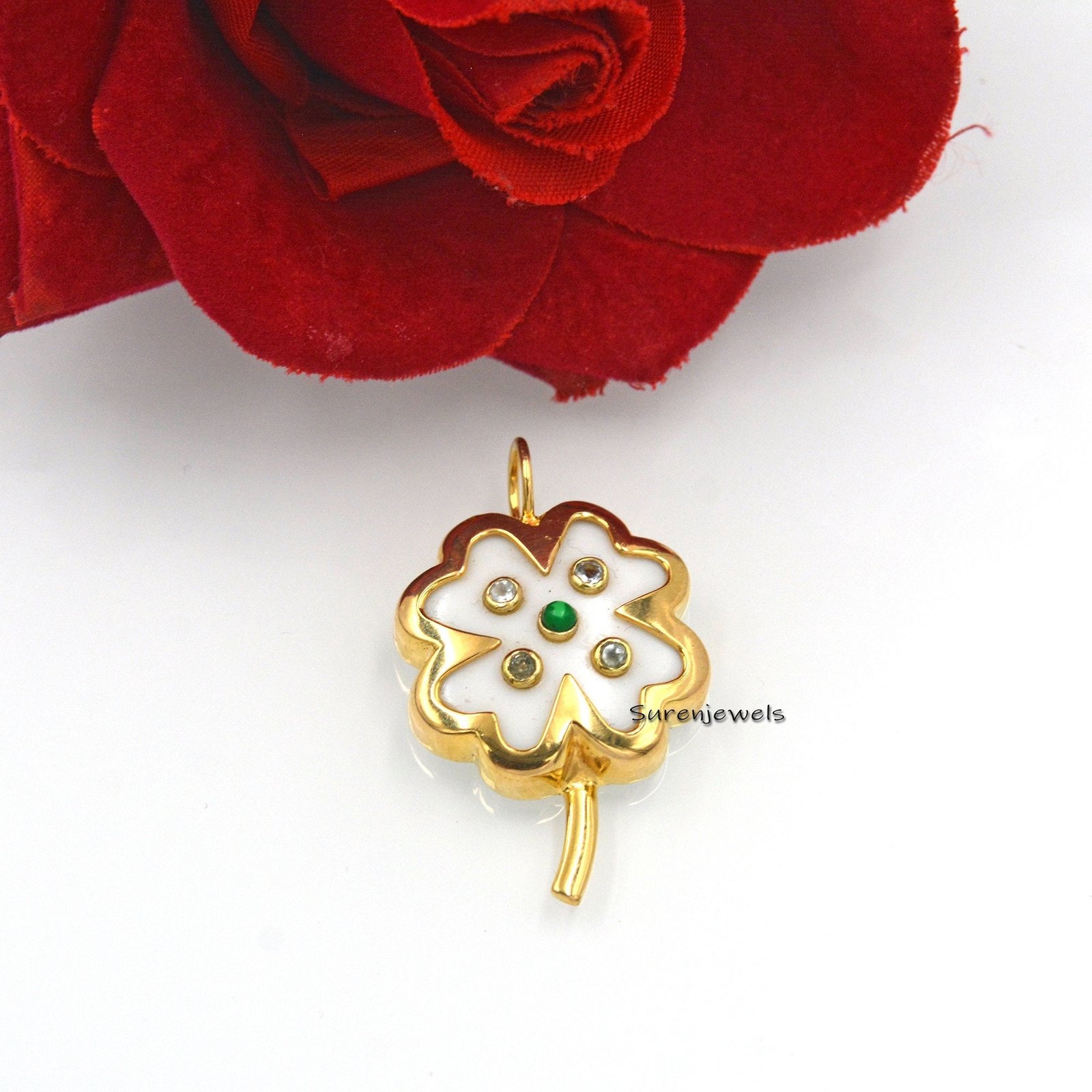 14K Gold Gemstone Clover Pendant: Gemstone Four Leaf Clover - Suren Jewels | SKU: SJP1173-SLYGTQBTMK 14K Gold Gemstone Clover Pendant: Gemstone Four Leaf Clover - Suren Jewels | SKU: SJP1173-SLYGTQBTMK