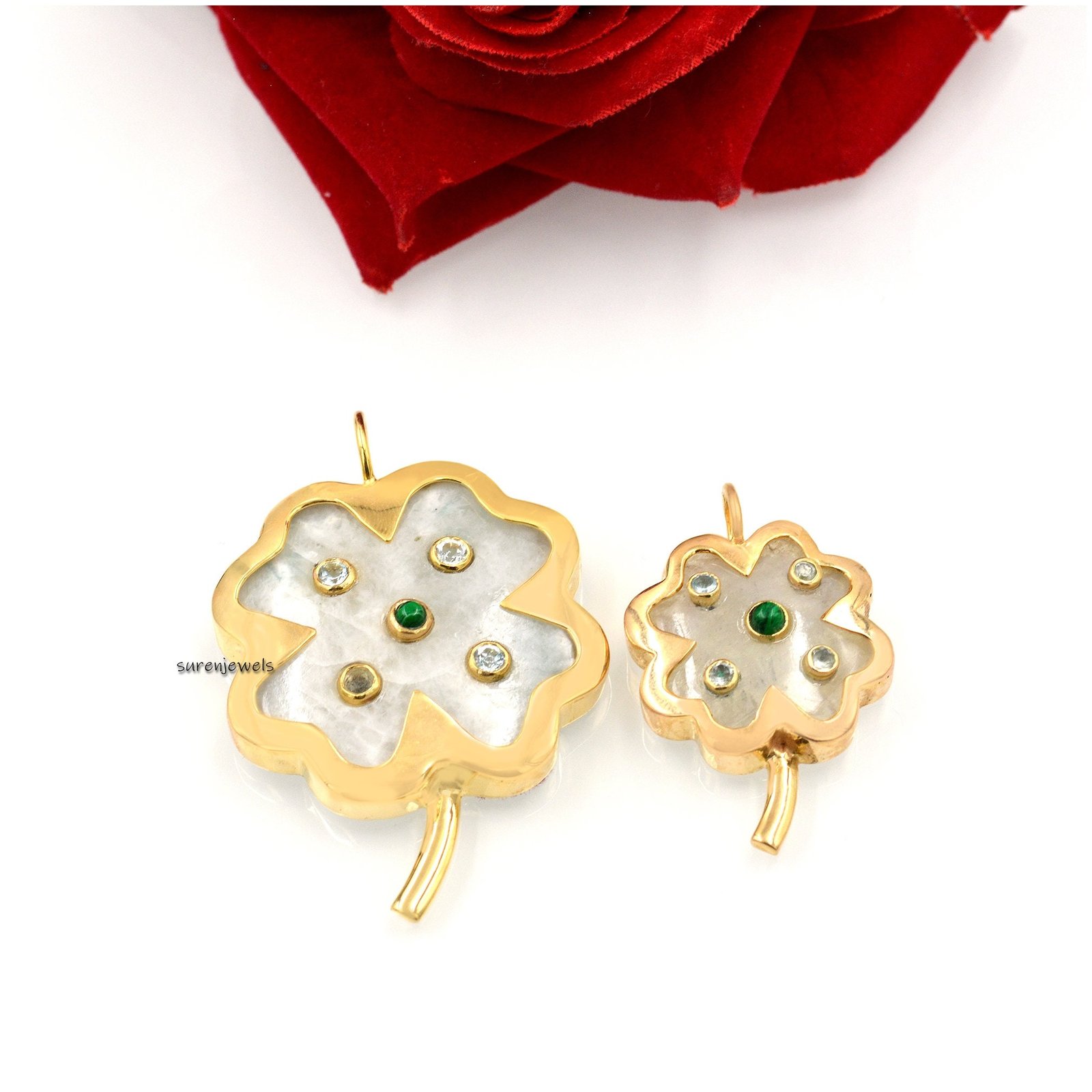 14K Gold Gemstone Clover Pendant: Gemstone Four Leaf Clover - View 4 - Suren Jewels | SKU: SJP1173-SLYGTQBTMK 14K Gold Gemstone Clover Pendant: Gemstone Four Leaf Clover - View 4 - Suren Jewels | SKU: SJP1173-SLYGTQBTMK