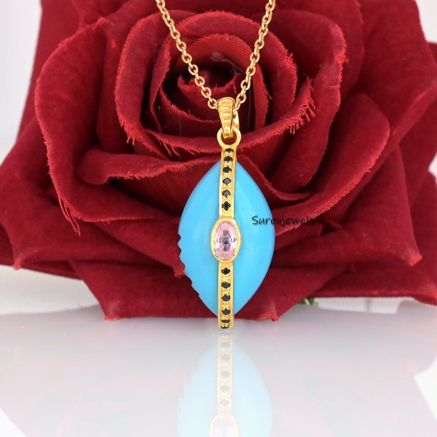 14k Gold Gemstone Cowrie Shell Pendant: Black Spinel & CZ - View 3 - Suren Jewels | SKU: SJP1790-SLYGBOCZPBS 14k Gold Gemstone Cowrie Shell Pendant: Black Spinel & CZ - View 3 - Suren Jewels | SKU: SJP1790-SLYGBOCZPBS