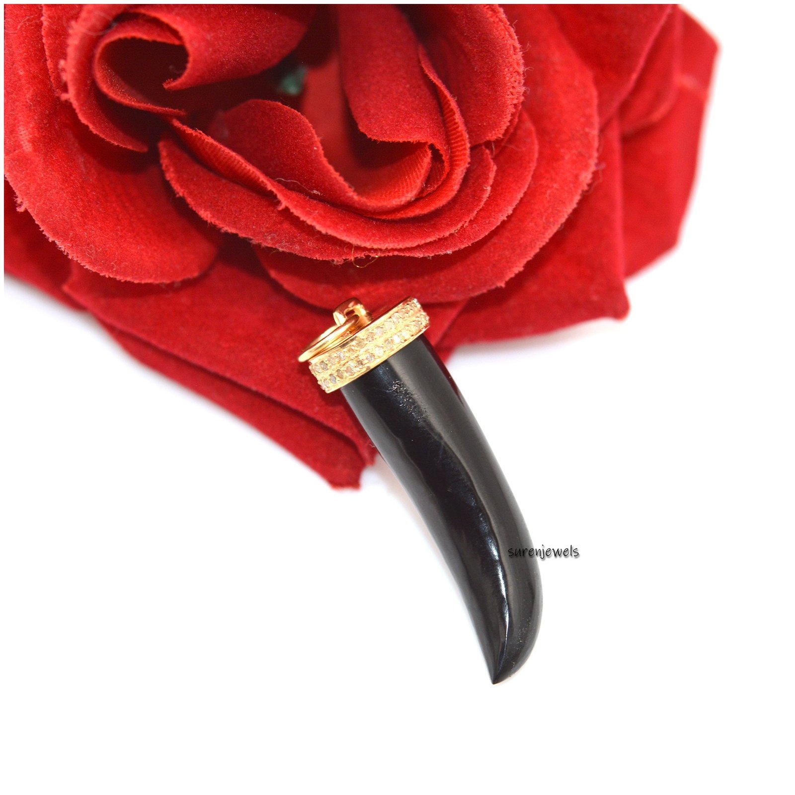 14K Gold Gemstone Horn Pendant: Handmade Italian Cornicello Charm - View 6 - Suren Jewels | SKU: SJP1330-SLYGBODI-25 M 14K Gold Gemstone Horn Pendant: Handmade Italian Cornicello Charm - View 6 - Suren Jewels | SKU: SJP1330-SLYGBODI-25 M