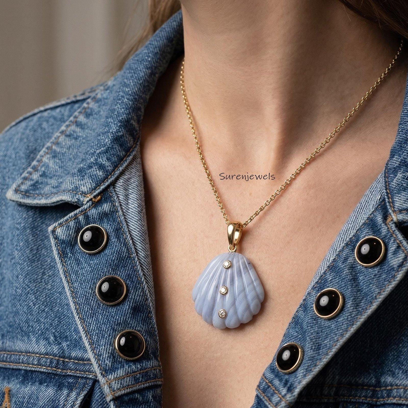 14k Gold Gemstone Scallop Shell Pendant, Hand Carved Jewelry - View 2 - Suren Jewels | SKU: SJP 14k Gold Gemstone Scallop Shell Pendant, Hand Carved Jewelry - View 2 - Suren Jewels | SKU: SJP