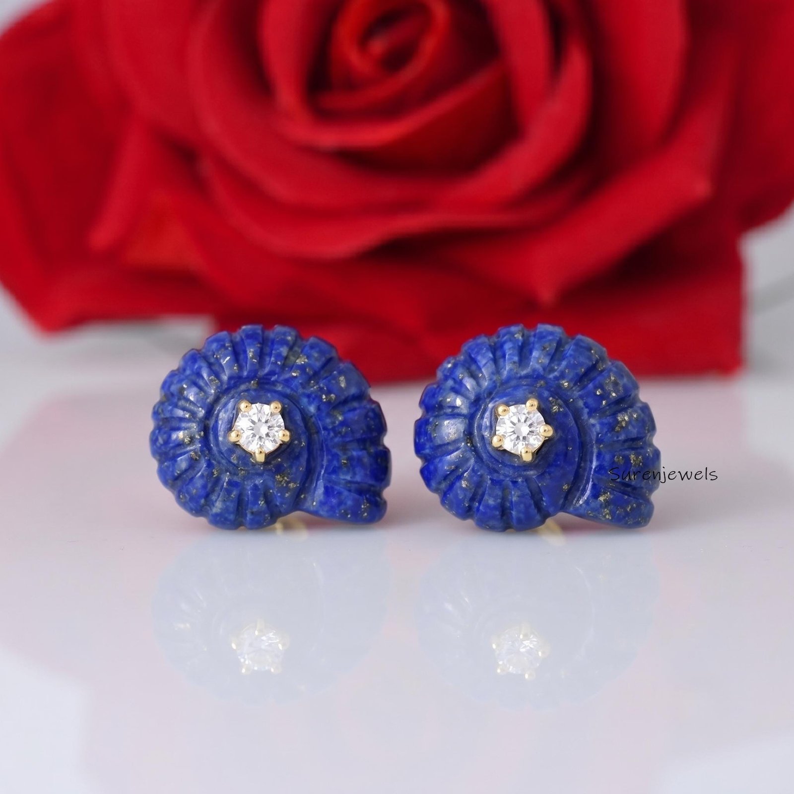 14K Gold Gemstone Sea Shell Studs, Gold Shell Stud Earrings, 14K Gemstone Beach Sea Shell Earrings, Gold Carved Shell Studs, 14K Gold Gemstone Sea Shell Studs, Gold Shell Stud Earrings, 14K Gemstone Beach Sea Shell Earrings, Gold Carved Shell Studs,