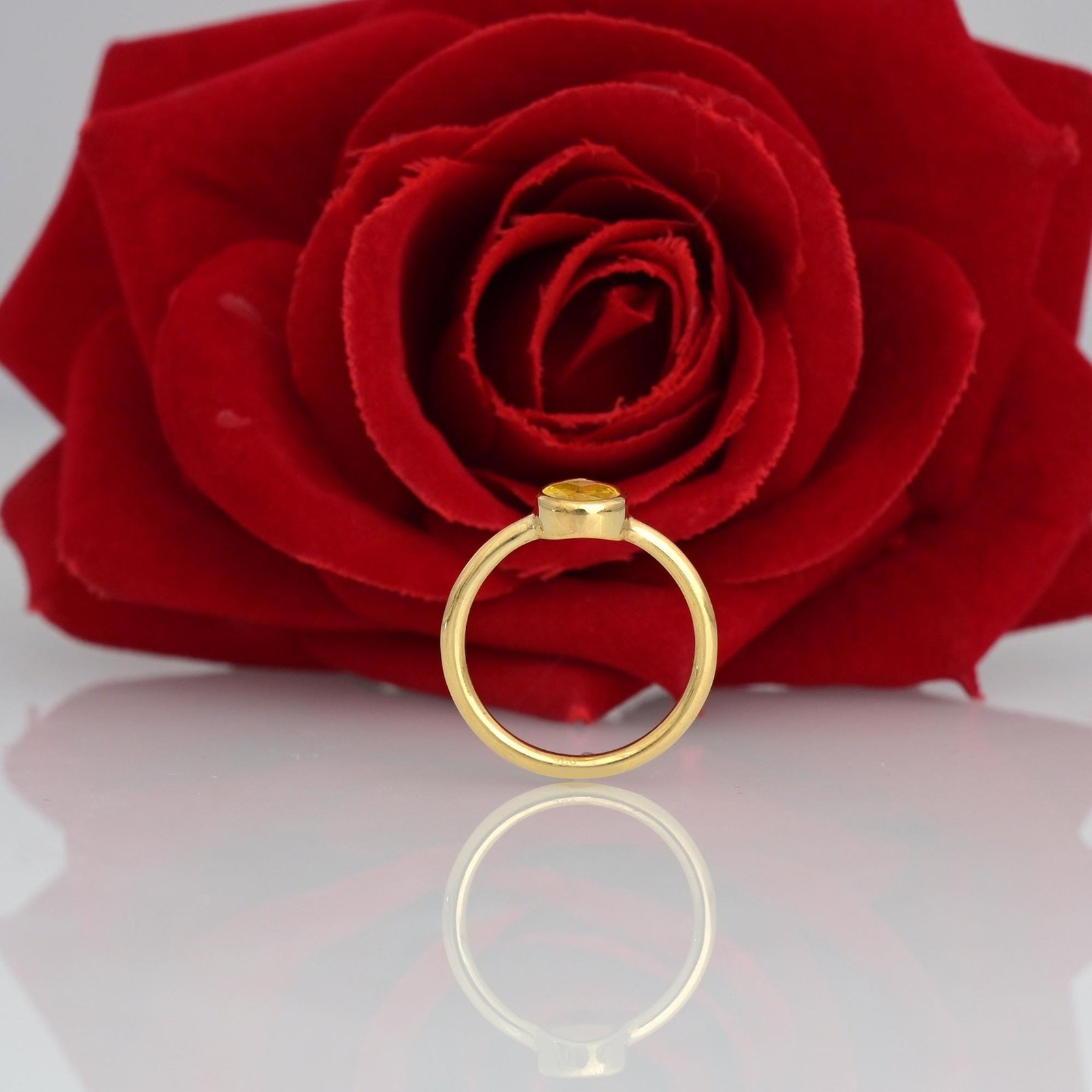 14k Gold Gemstone Teardrop Ring: Pear Shape - View 3 - Suren Jewels | SKU: SJR2568 14k Gold Gemstone Teardrop Ring: Pear Shape - View 3 - Suren Jewels | SKU: SJR2568
