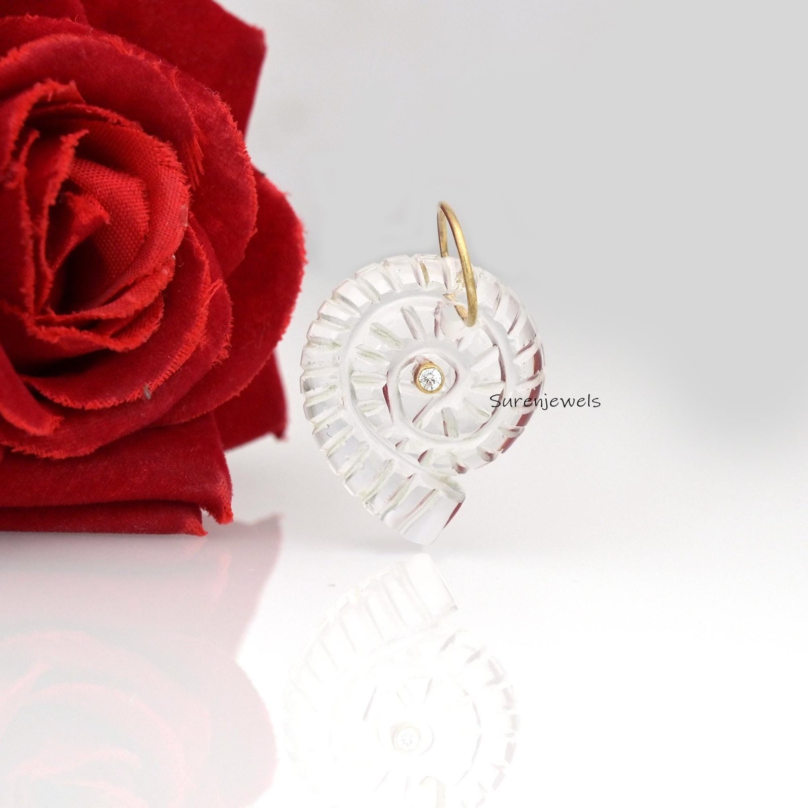 14K Gold Hand Carved Gemstone Shell Pendant - View 3 - Suren Jewels | SKU: SJP3465-SLYGRCRCZ-40M 14K Gold Hand Carved Gemstone Shell Pendant - View 3 - Suren Jewels | SKU: SJP3465-SLYGRCRCZ-40M