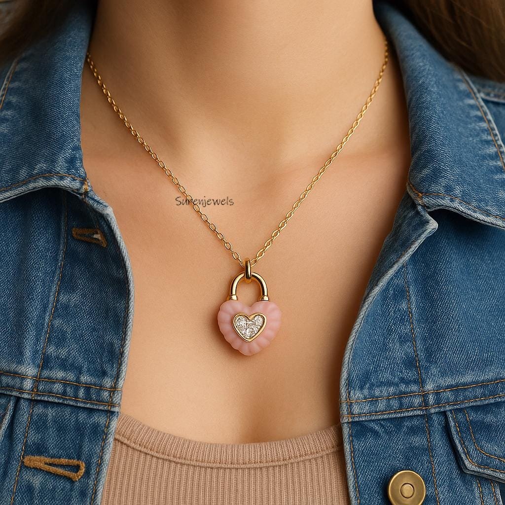 14k Gold Heart Padlock Pendant, Carved Gemstone Charm - View 4 - Suren Jewels | SKU: SJP4785-SLYGLBCZ-25M 14k Gold Heart Padlock Pendant, Carved Gemstone Charm - View 4 - Suren Jewels | SKU: SJP4785-SLYGLBCZ-25M