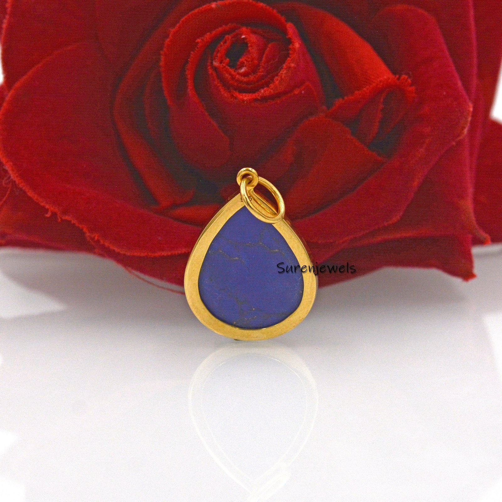 14K Gold Malachite Teardrop Pendant: Designer Gemstone Drop - View 7 - Suren Jewels | SKU: SJP1574-SLYGAMCZ 14K Gold Malachite Teardrop Pendant: Designer Gemstone Drop - View 7 - Suren Jewels | SKU: SJP1574-SLYGAMCZ