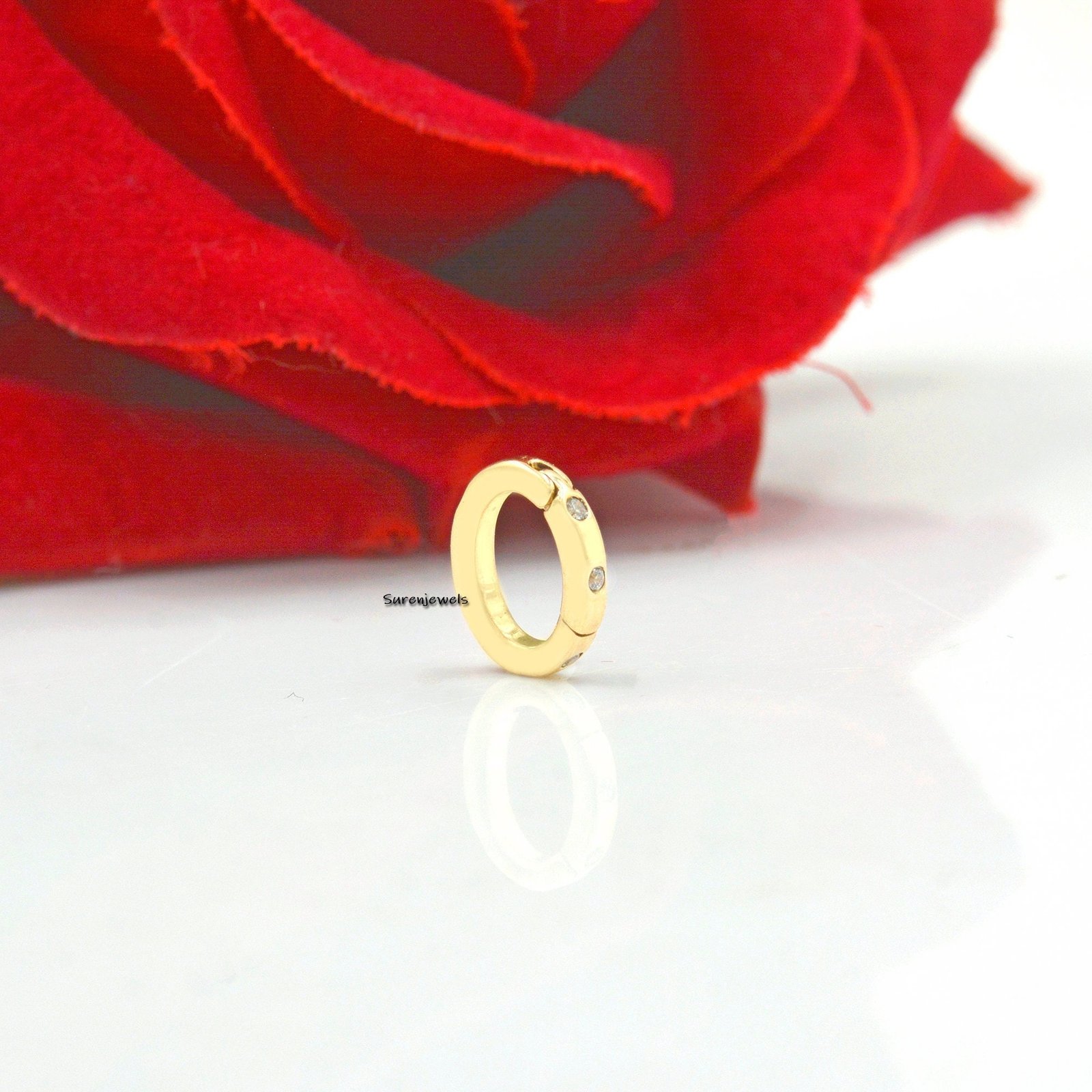 14K Gold Oval Enhancer: Openable Charm Connector (12x10 MM) - Suren Jewels | SKU: SJP1177-SLYGDI 14K Gold Oval Enhancer: Openable Charm Connector (12x10 MM) - Suren Jewels | SKU: SJP1177-SLYGDI