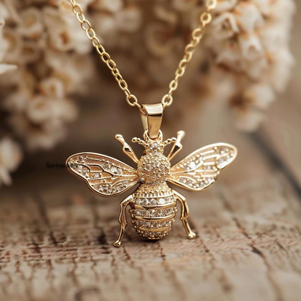 14K Gold Plated Diamond Honey Bee Pendant: Gemstone Silver Charm - View 7 - Suren Jewels | SKU: SJP4673-SLYGYSP-25M,SJP4207-S 14K Gold Plated Diamond Honey Bee Pendant: Gemstone Silver Charm - View 7 - Suren Jewels | SKU: SJP4673-SLYGYSP-25M,SJP4207-S