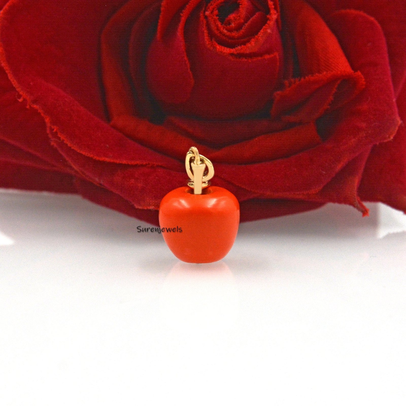 14k Gold Red Coral Apple Pendant: Gemstone Jewelry - View 6 - Suren Jewels | SKU: SJP1611 14k Gold Red Coral Apple Pendant: Gemstone Jewelry - View 6 - Suren Jewels | SKU: SJP1611