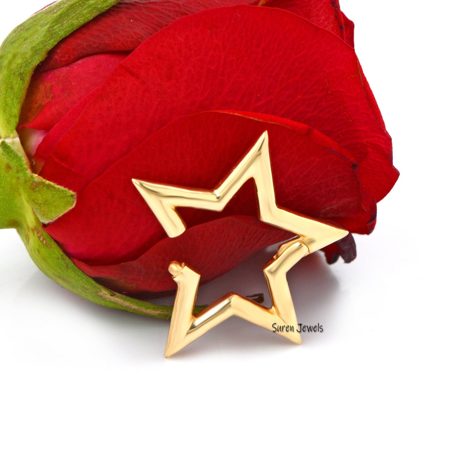 14K Gold Star Charm Holder: Celestial Necklace Clasp - Suren Jewels | SKU: SJP508A-SLYG 14K Gold Star Charm Holder: Celestial Necklace Clasp - Suren Jewels | SKU: SJP508A-SLYG