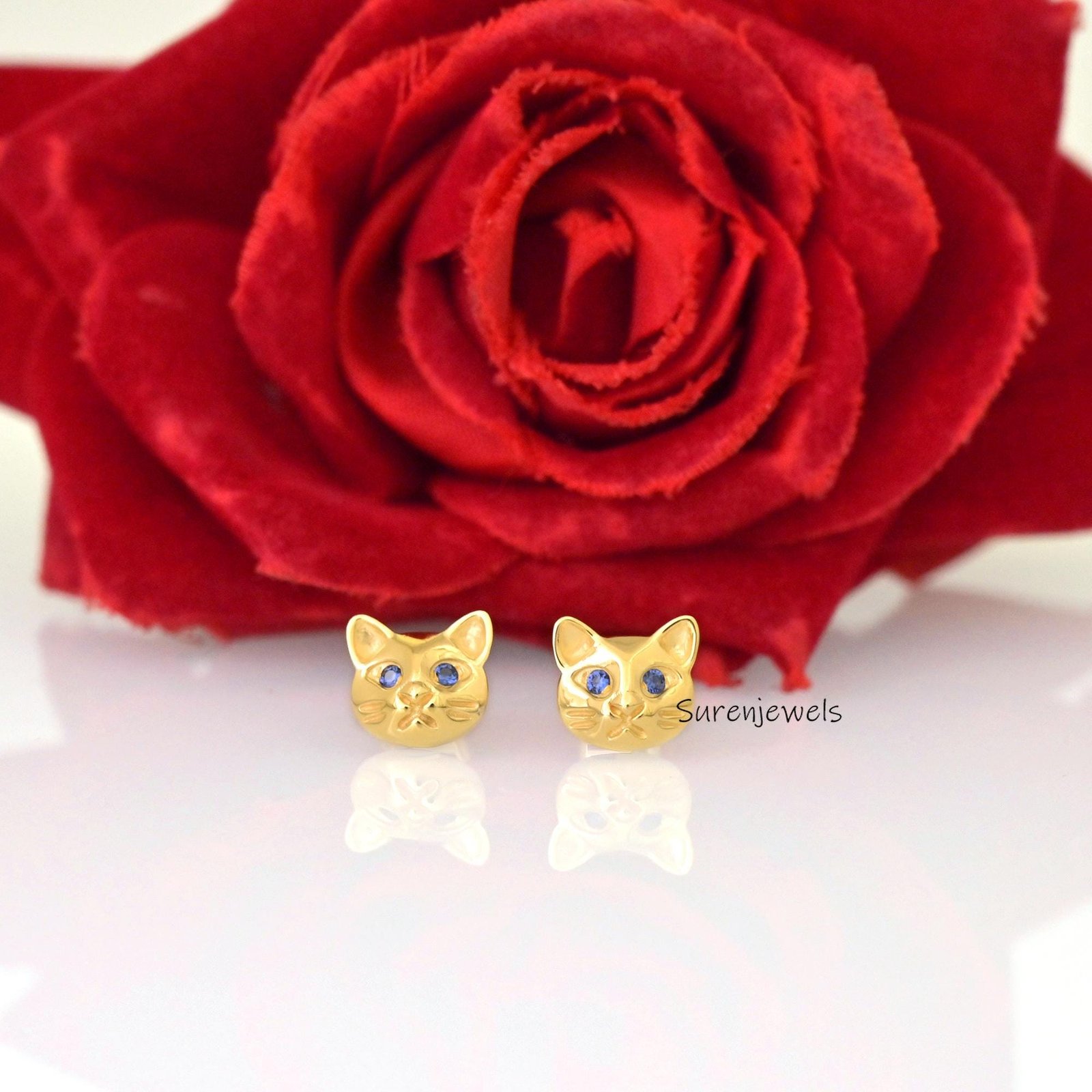 14k Gold Tiny Cat Stud Earrings, CZ Eyes - Suren Jewels | SKU: SJE1863-SLYGBSP-10M 14k Gold Tiny Cat Stud Earrings, CZ Eyes - Suren Jewels | SKU: SJE1863-SLYGBSP-10M