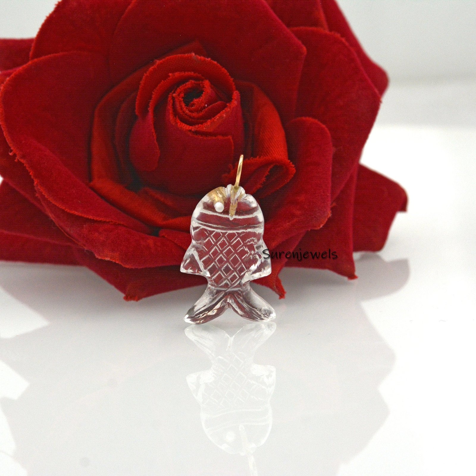 14K Gold Turquoise Fish Pendant: Lucky Carved Fish Charm - View 7 - Suren Jewels | SKU: SJP1634 14K Gold Turquoise Fish Pendant: Lucky Carved Fish Charm - View 7 - Suren Jewels | SKU: SJP1634