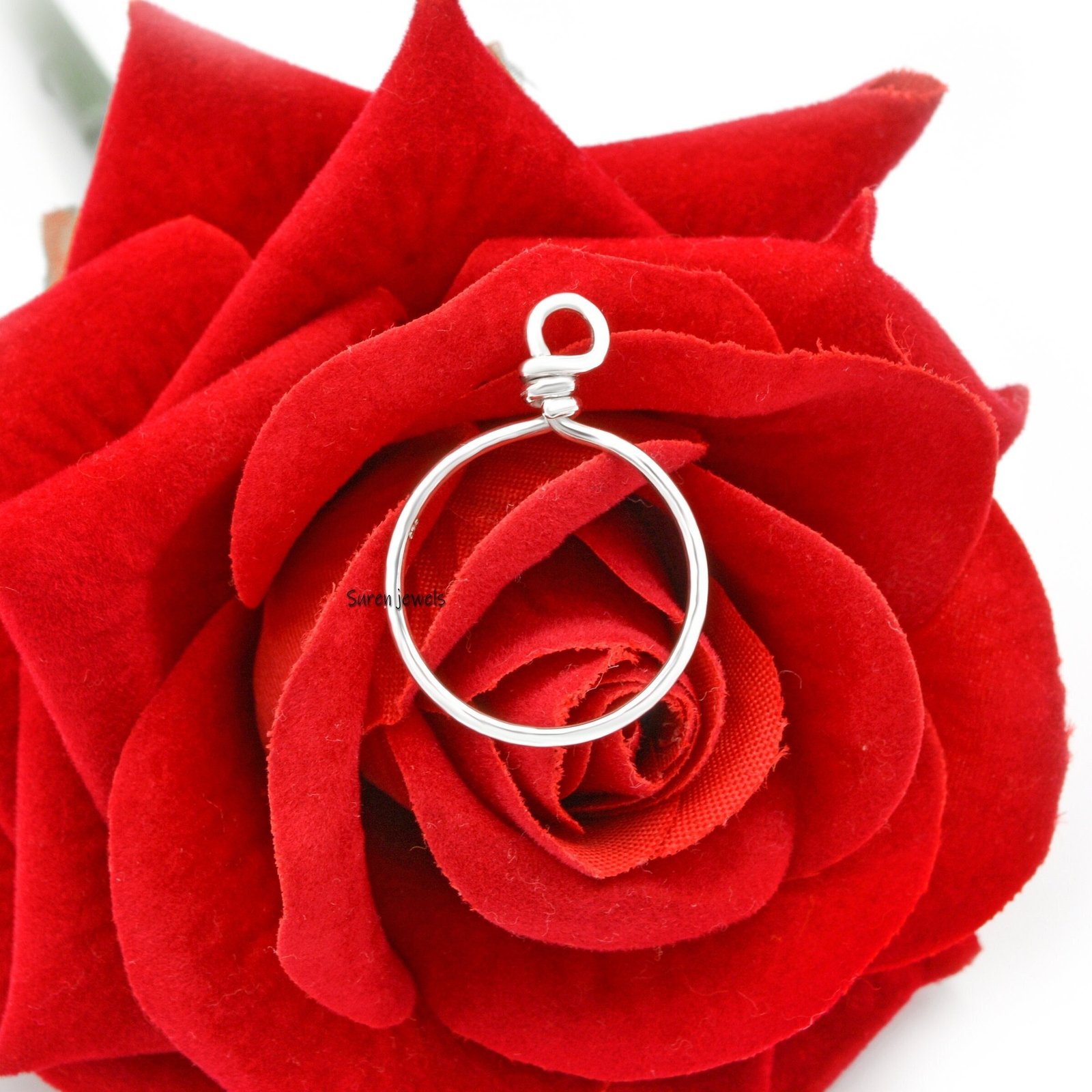 14k Solid Gold Charm Holder Pendant: Carabiner Connector Link - View 3 - Suren Jewels | SKU: SJP917-SLNS-20M 14k Solid Gold Charm Holder Pendant: Carabiner Connector Link - View 3 - Suren Jewels | SKU: SJP917-SLNS-20M