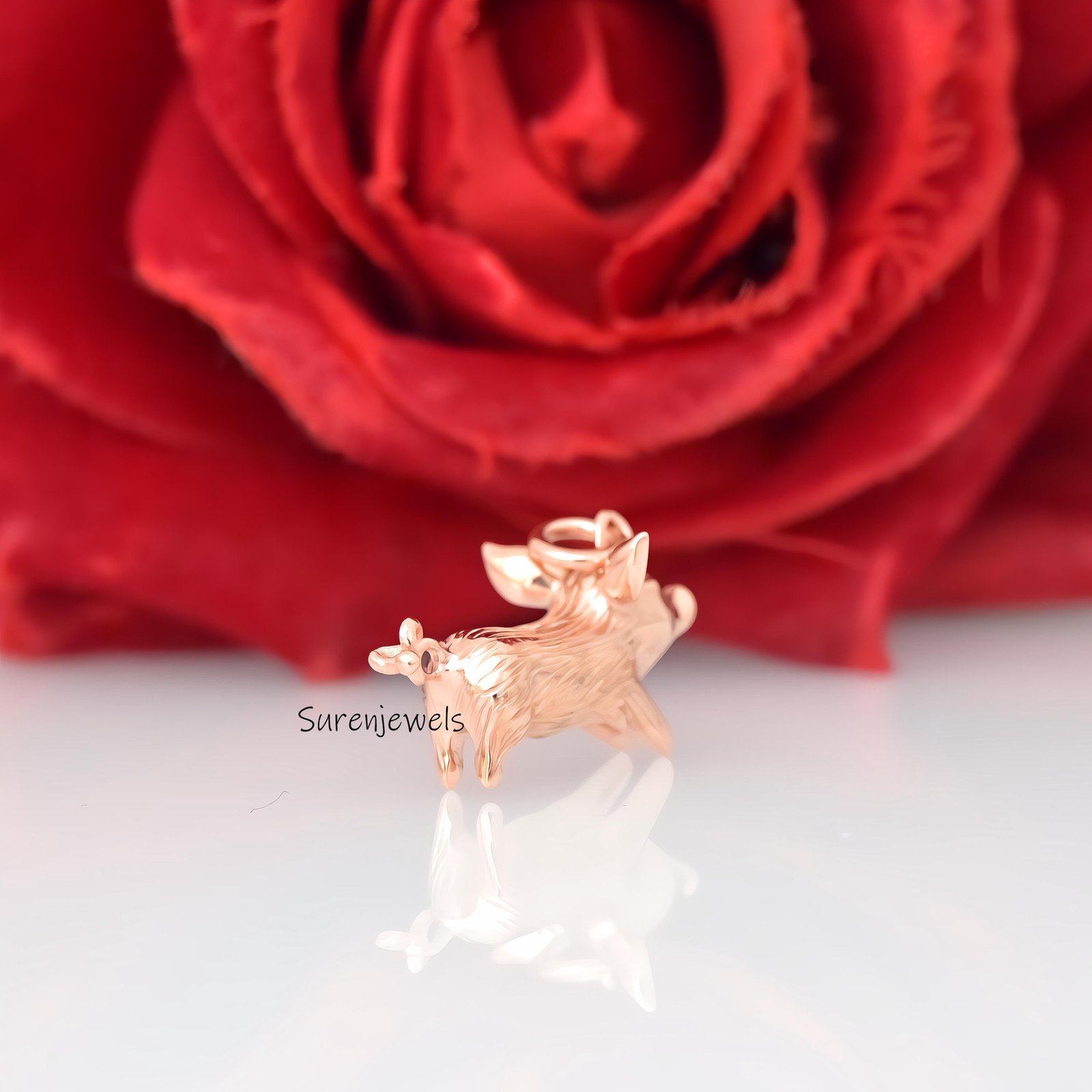 14k Solid Gold Flying Pig Pendant: Animal Jewelry - View 7 - Suren Jewels | SKU: SJP4316-SLYG-20M,SJP4286-SLYGBS-20M 14k Solid Gold Flying Pig Pendant: Animal Jewelry - View 7 - Suren Jewels | SKU: SJP4316-SLYG-20M,SJP4286-SLYGBS-20M