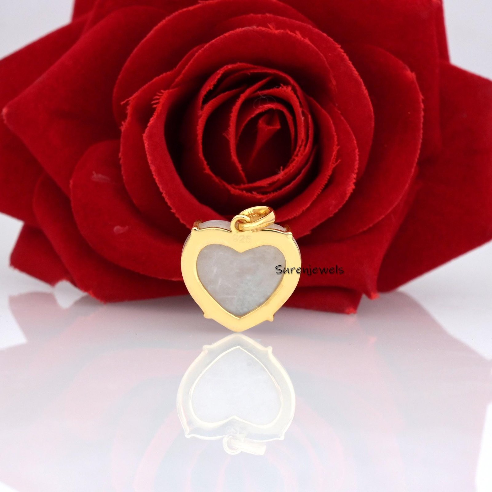 14k Solid Gold Gemstone Heart Pendant: Lapis, Malachite, Onyx, Turquoise - View 7 - Suren Jewels | SKU: SJP1022-SLYGAM-20M 14k Solid Gold Gemstone Heart Pendant: Lapis, Malachite, Onyx, Turquoise - View 7 - Suren Jewels | SKU: SJP1022-SLYGAM-20M