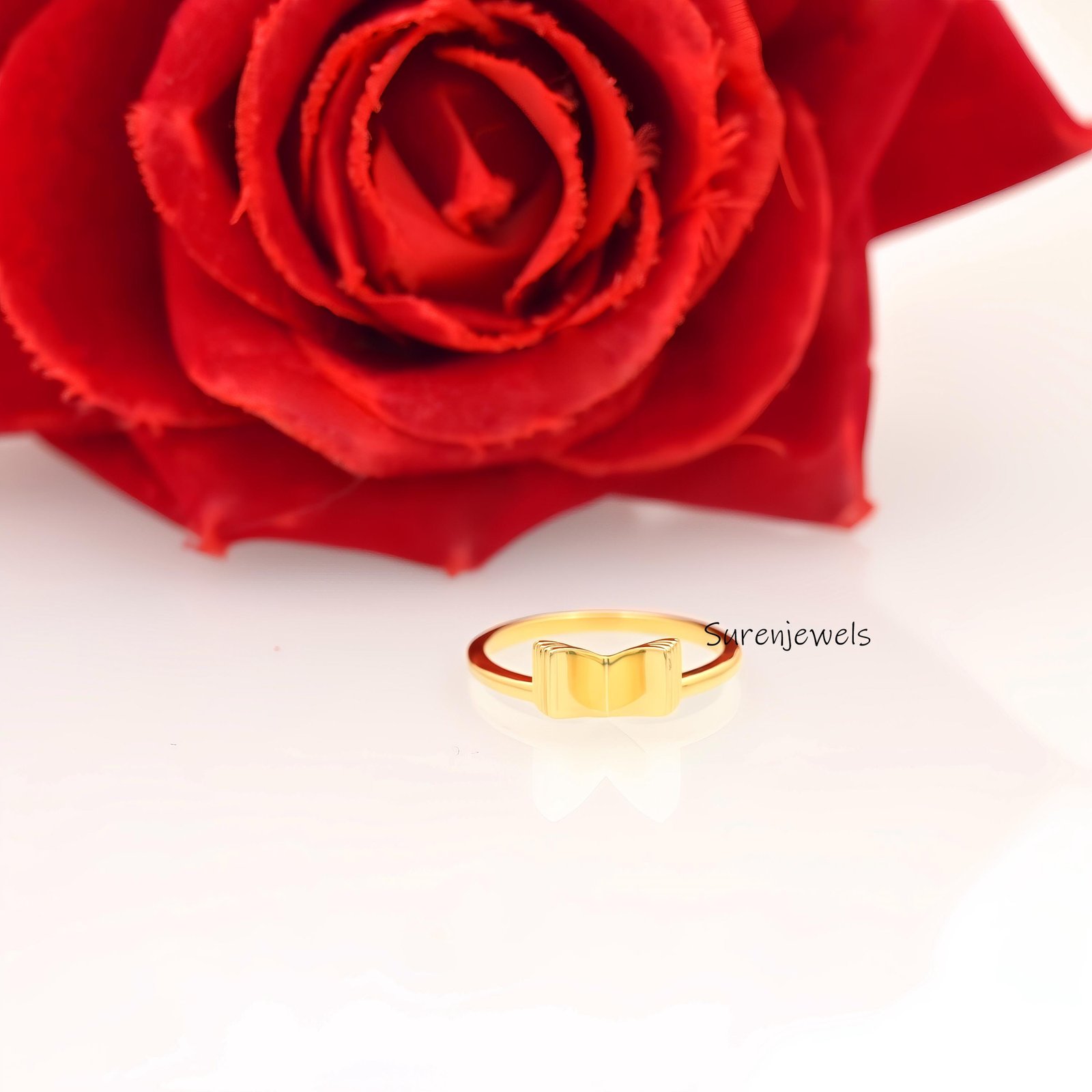 14k Yellow Gold Book Ring: Minimalist Book Lover Jewelry - View 4 - Suren Jewels | SKU: SJR2900-SLNS-US-8 14k Yellow Gold Book Ring: Minimalist Book Lover Jewelry - View 4 - Suren Jewels | SKU: SJR2900-SLNS-US-8