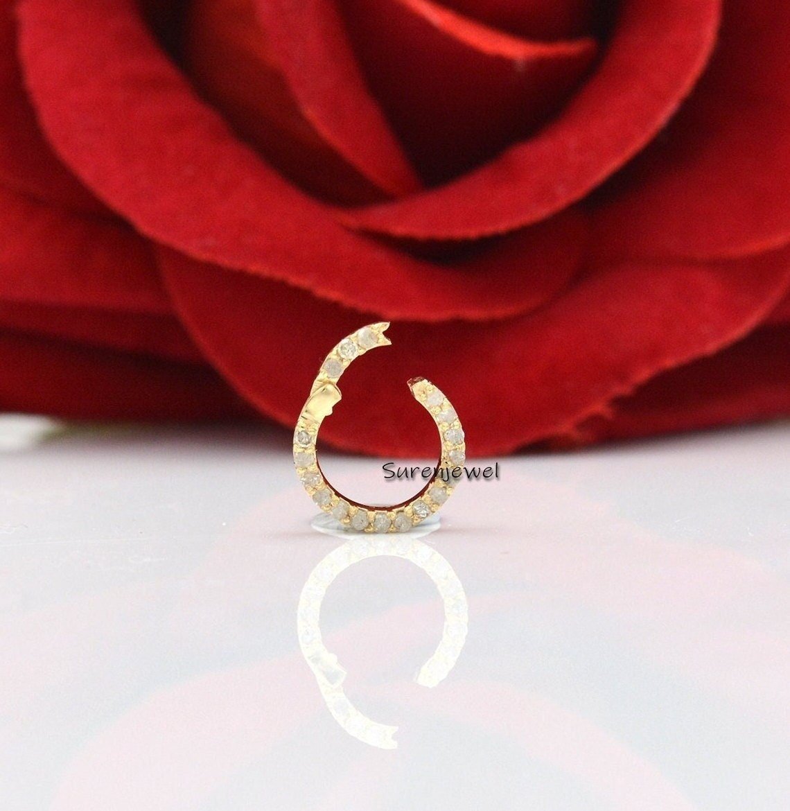925 Silver Diamond Charm Enhancer: Round Charm Holder - Suren Jewels | SKU: SJF119-SLYGDI 925 Silver Diamond Charm Enhancer: Round Charm Holder - Suren Jewels | SKU: SJF119-SLYGDI