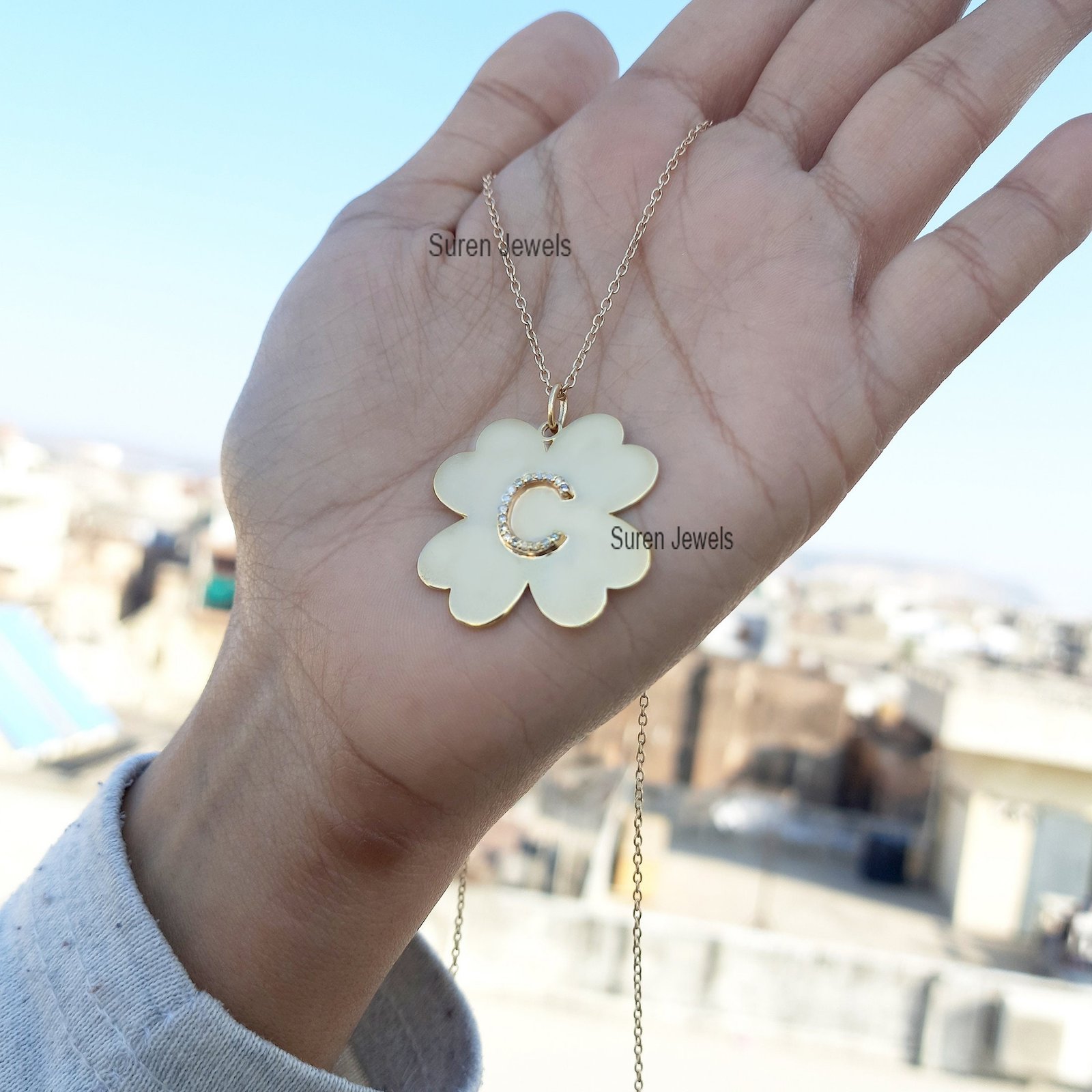 925 silver Diamond Initial Letter Clover Pendant Jewelry - View 7 - Suren Jewels | SKU: SJP11-SLWGDI-J-N47-18I-925 925 silver Diamond Initial Letter Clover Pendant Jewelry - View 7 - Suren Jewels | SKU: SJP11-SLWGDI-J-N47-18I-925