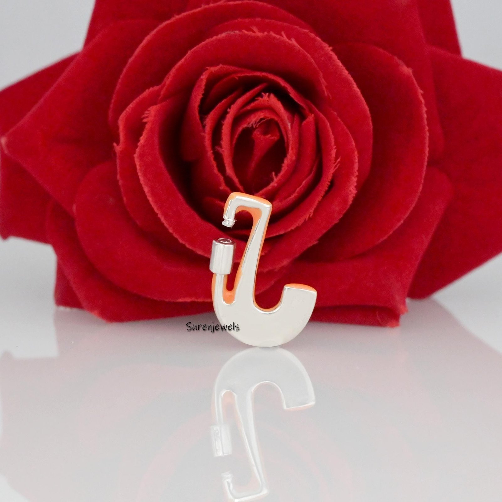 925 Silver Enamel Alphabet Carabiner Lock: Custom Letter Necklace - View 4 - Suren Jewels | SKU: SJC88-SLYG-M-N22-18I 925 Silver Enamel Alphabet Carabiner Lock: Custom Letter Necklace - View 4 - Suren Jewels | SKU: SJC88-SLYG-M-N22-18I
