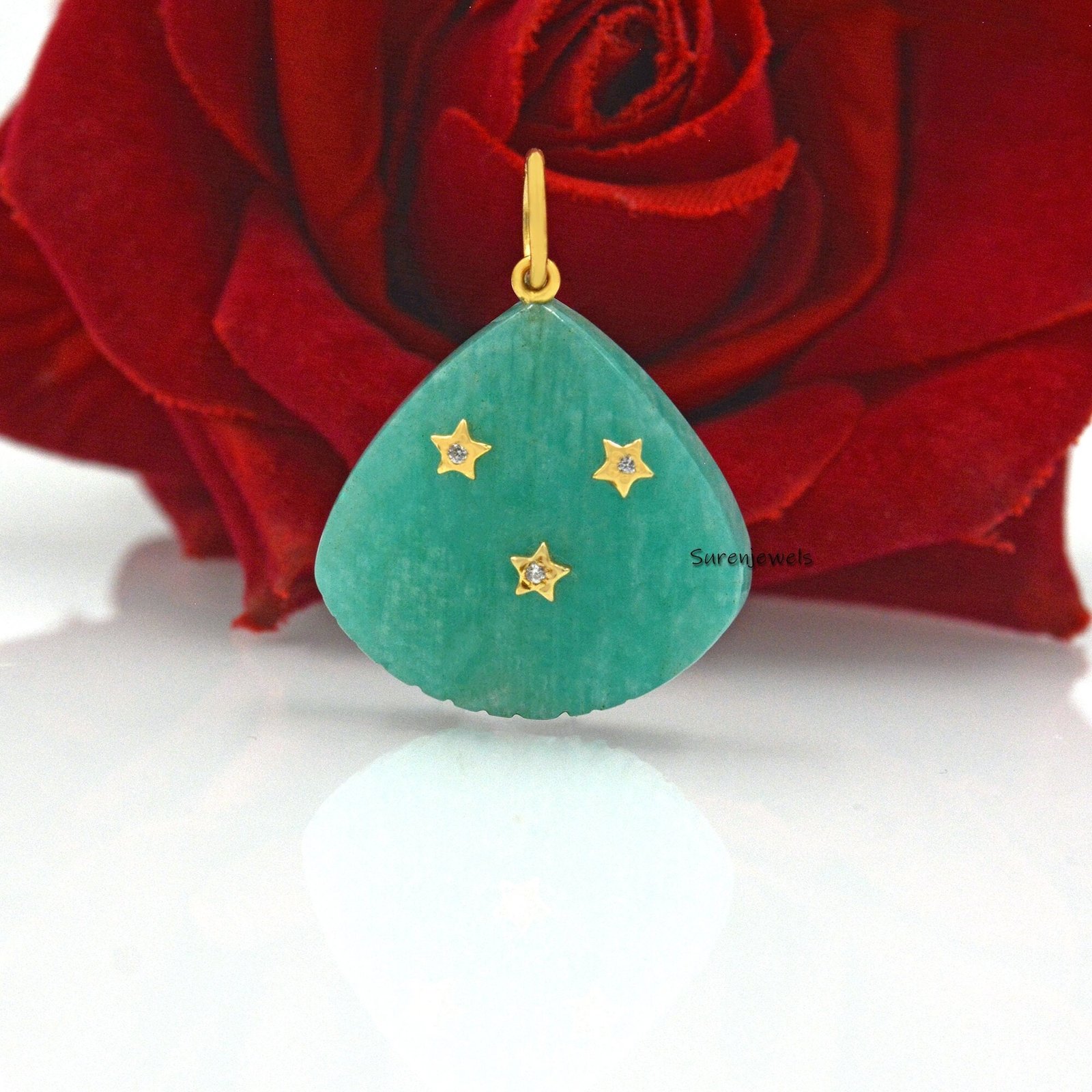 925 Silver Gemstone Shell Pendant: Hand Carved Charm - View 6 - Suren Jewels | SKU: SJP1497 925 Silver Gemstone Shell Pendant: Hand Carved Charm - View 6 - Suren Jewels | SKU: SJP1497