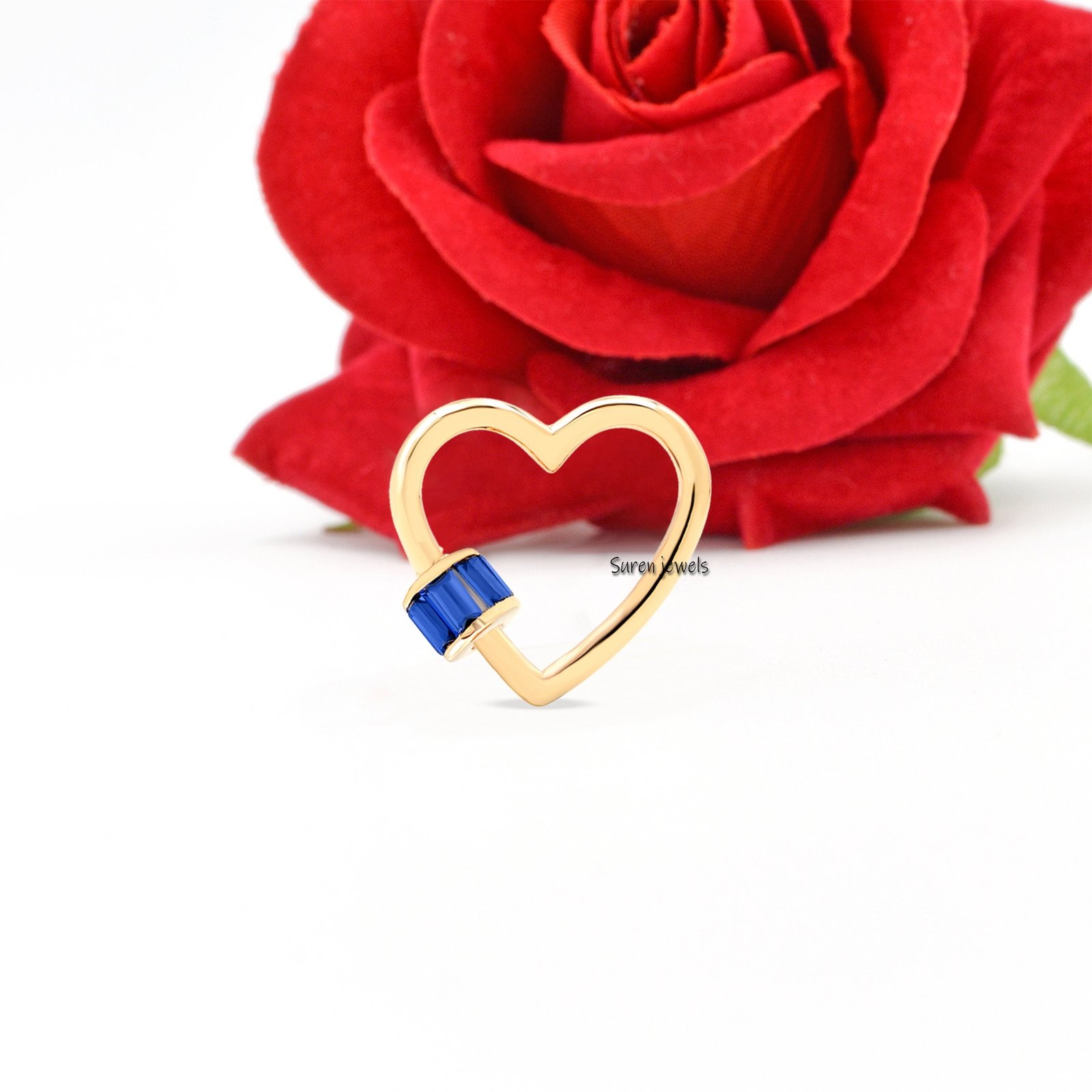 925 Silver Heart Carabiner Lock: Baguette Pendant, Designer Jewelry - View 3 - Suren Jewels | SKU: SJC14-14KYGBTTBSP-20M 925 Silver Heart Carabiner Lock: Baguette Pendant, Designer Jewelry - View 3 - Suren Jewels | SKU: SJC14-14KYGBTTBSP-20M