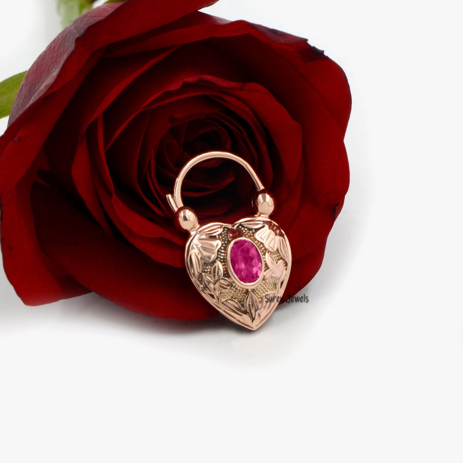 925 Silver Heart Padlock Pendant: Turquoise, Lapis & Gemstone Connector - View 6 - Suren Jewels | SKU: SJP92-SLYGTQ-N47-18I 925 Silver Heart Padlock Pendant: Turquoise, Lapis & Gemstone Connector - View 6 - Suren Jewels | SKU: SJP92-SLYGTQ-N47-18I