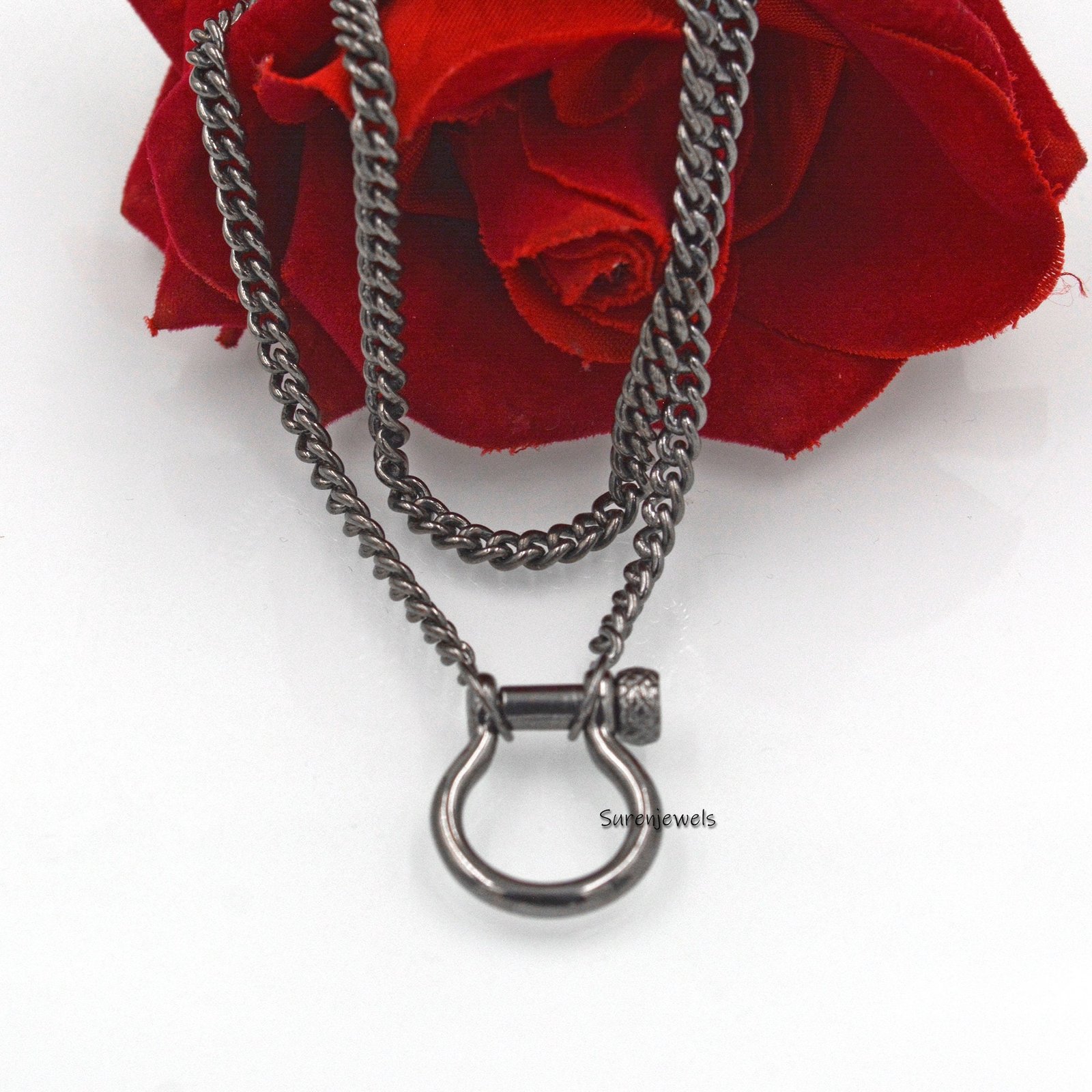 925 Silver Horseshoe Snaffle Bit Necklace: Shackle Clasp - Suren Jewels | SKU: SJP72-SLYG-N22-18I 925 Silver Horseshoe Snaffle Bit Necklace: Shackle Clasp - Suren Jewels | SKU: SJP72-SLYG-N22-18I